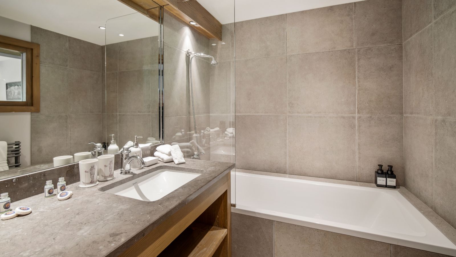 Luxury-ski-chalet-Megeve - Chalet De Blaye -name-oxford-ski Bathroom (4).jpg