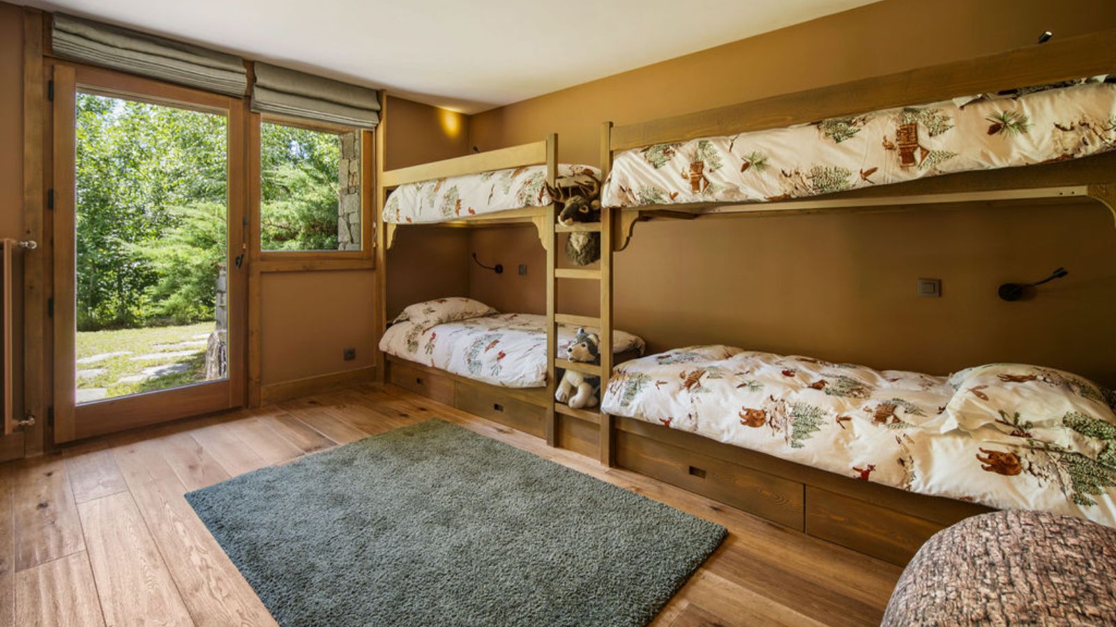 Luxury-ski-chalet-Megeve - Chalet De Blaye -name-oxford-ski Bunk.jpg