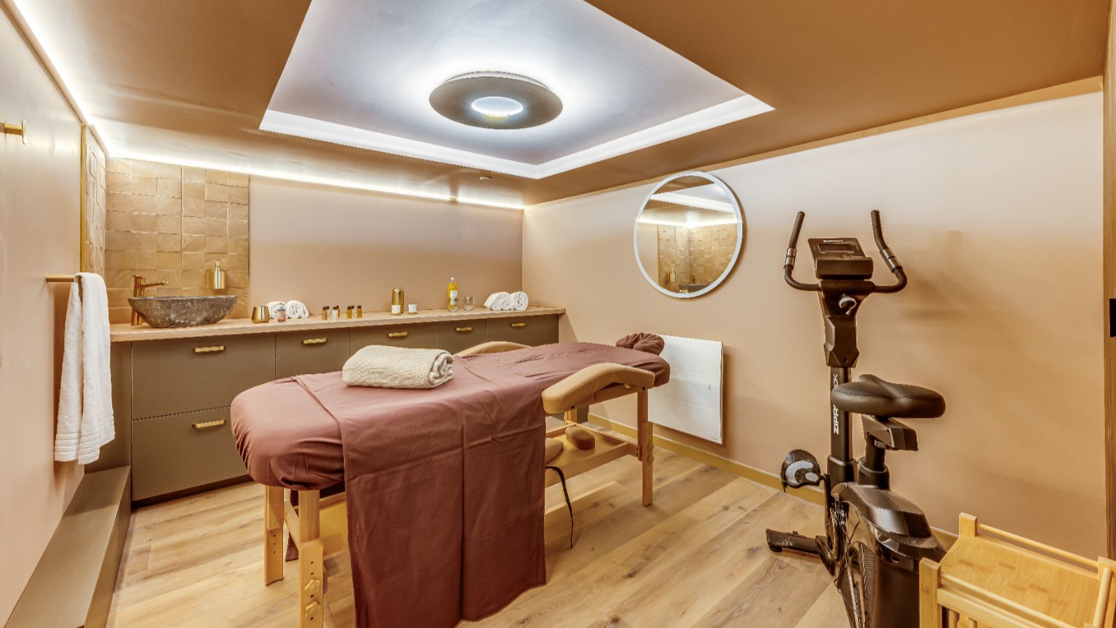 Luxury-Ski-Chalet-La-Plagne-Chalet-Riva-Oxford-Ski- Wellness.jpg