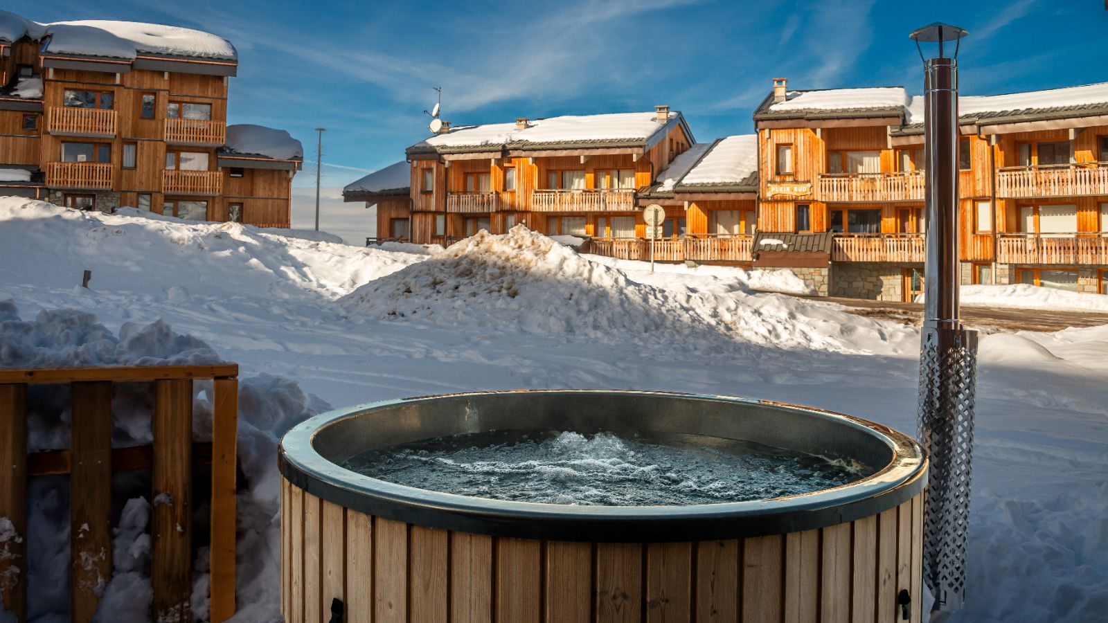 Luxury-Ski-Chalet-La-Plagne-Chalet-Riva-Oxford-Ski- Hot tub.jpg