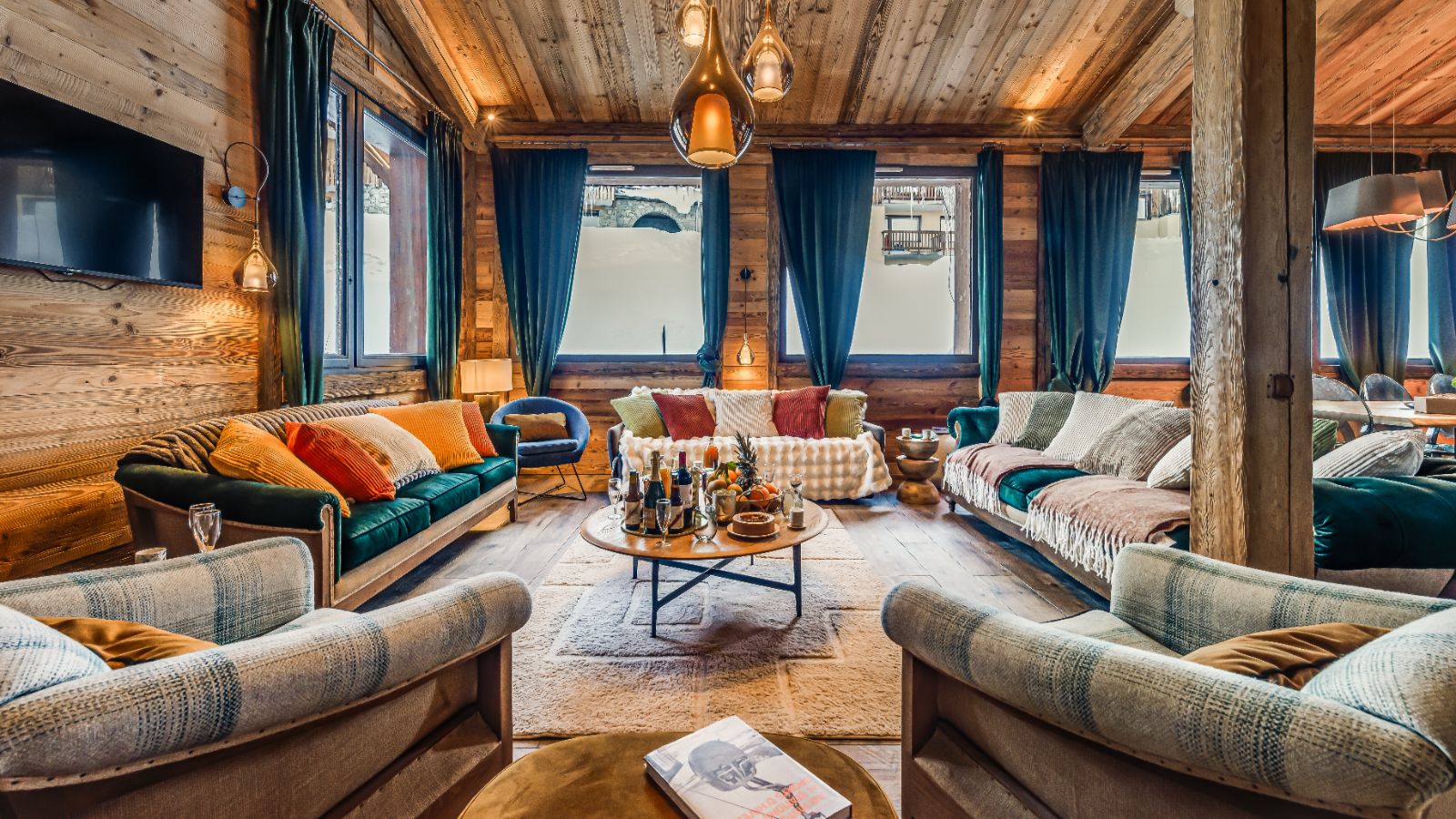 Luxury-Ski-Chalet-La-Plagne-Chalet-Riva-Oxford-Ski- Lounge  (21).jpg