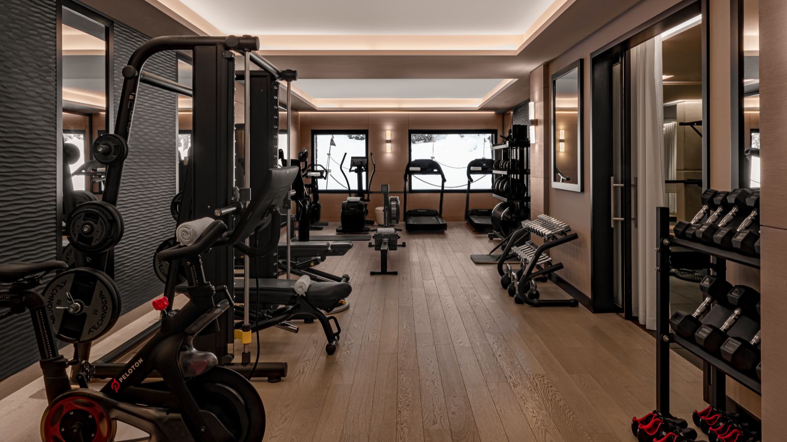 Oxford Ski - Hotel - Cheval Blanc Courchevel Gym.jpg