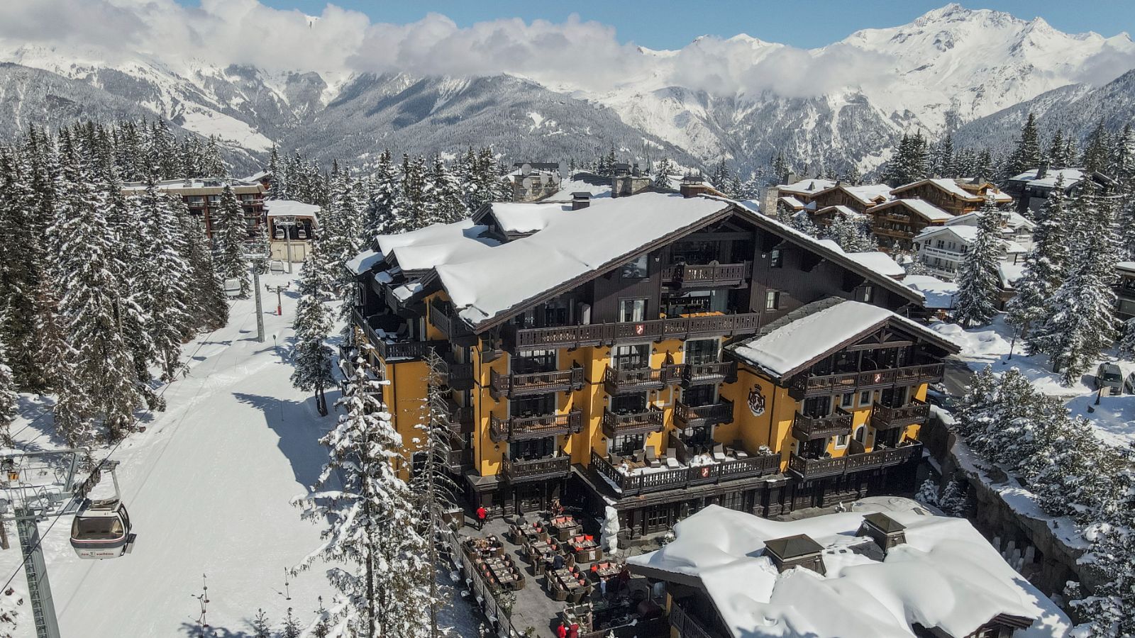 Oxford Ski - Hotel - Cheval Blanc Courchevel Hotel (2).jpg