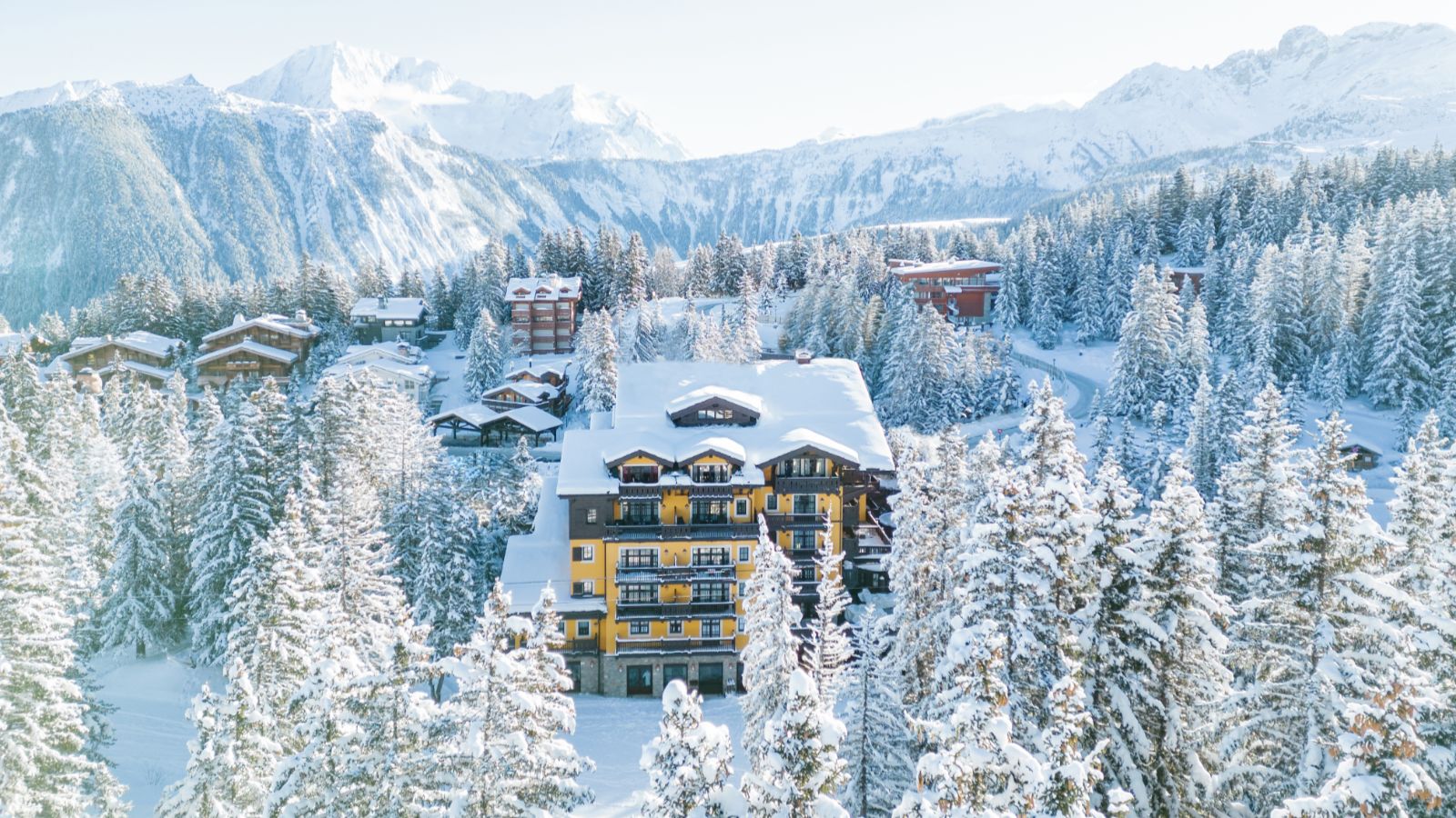 Oxford Ski - Hotel - Cheval Blanc Courchevel Hotel (3).jpg