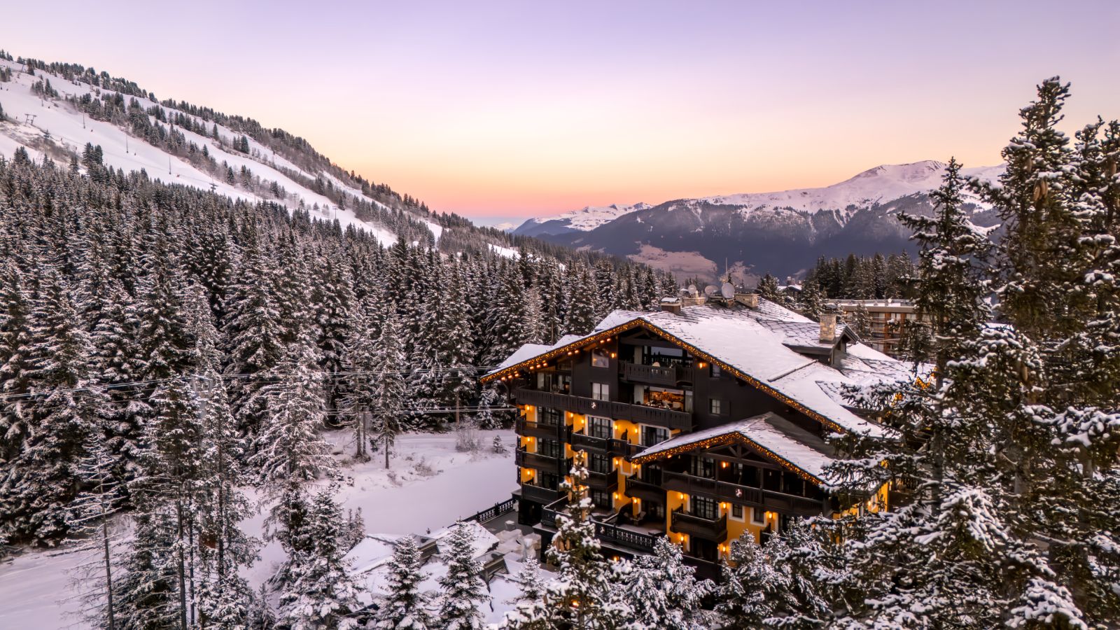 Oxford Ski - Hotel - Cheval Blanc Courchevel Hotel.jpg