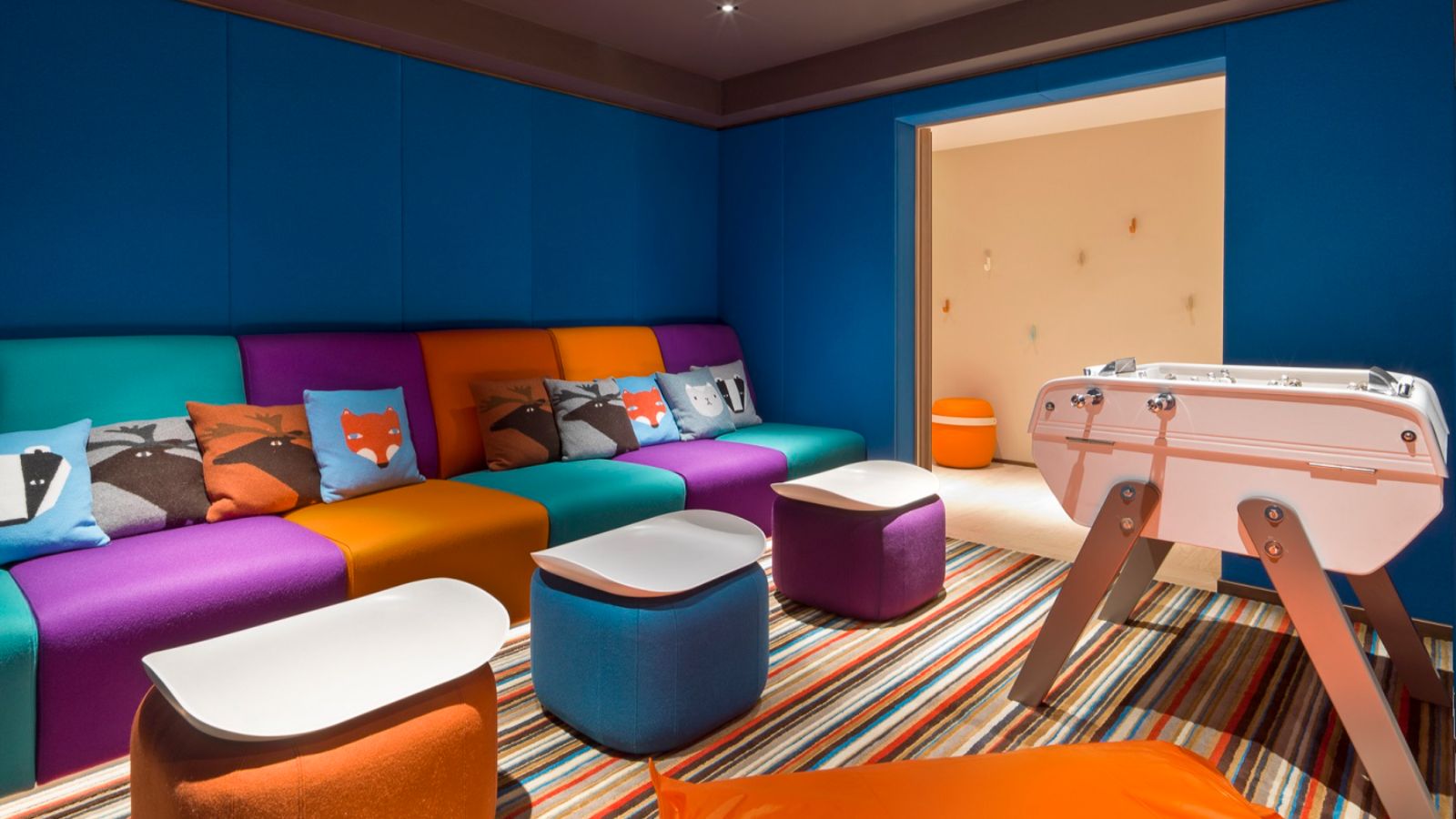 Oxford Ski - Hotel - Cheval Blanc Courchevel Kids (2).jpg