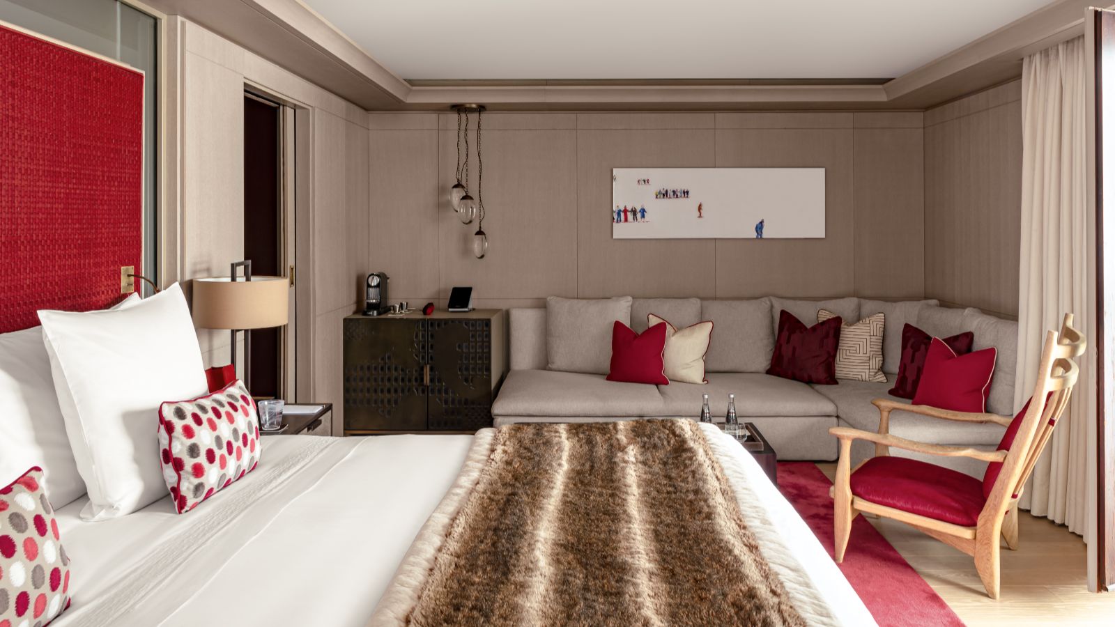 Oxford Ski - Hotel - Cheval Blanc Courchevel  Bedroom (5).jpg