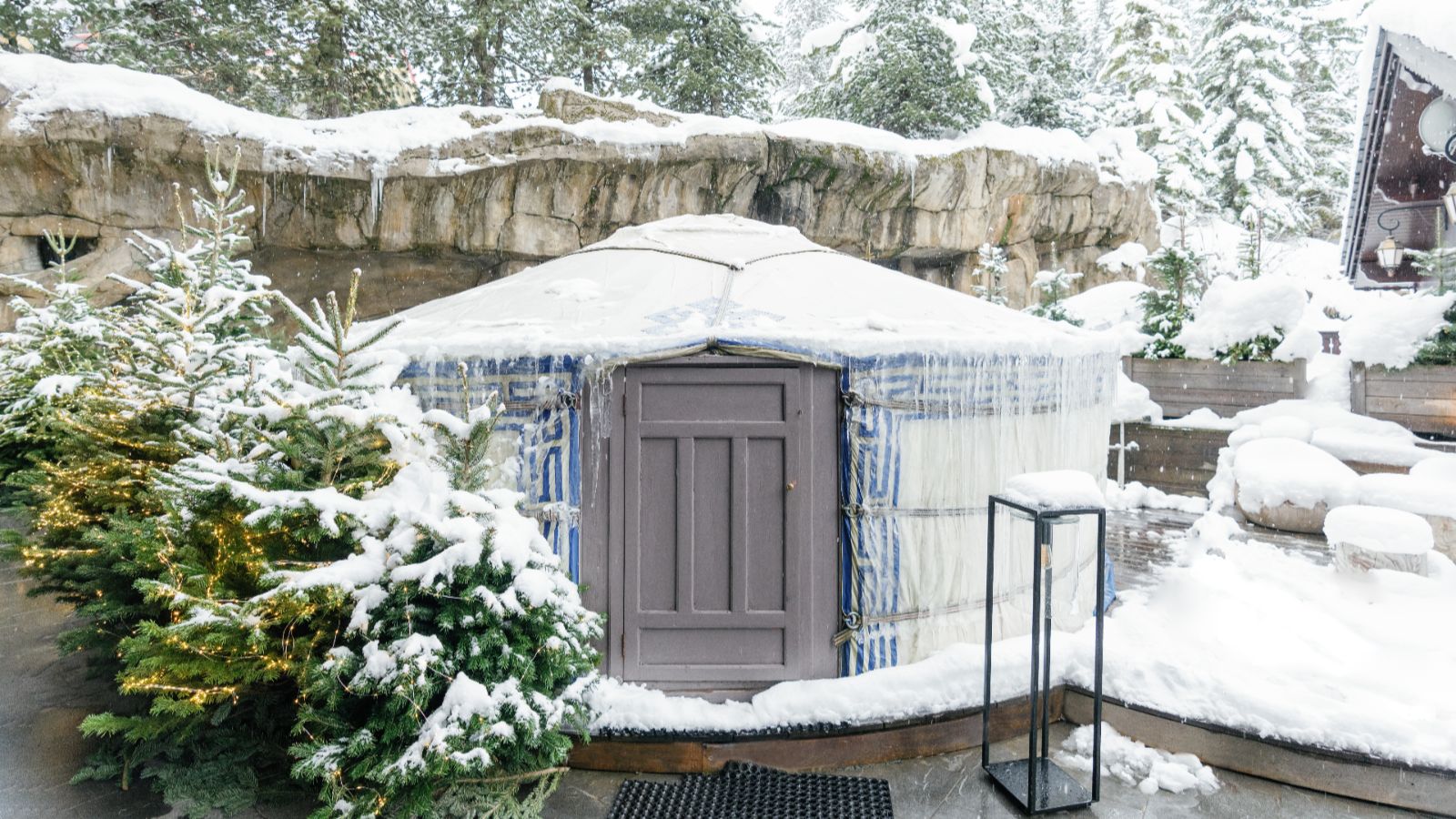 Oxford Ski - Hotel - Cheval Blanc Courchevel  Outside.jpg