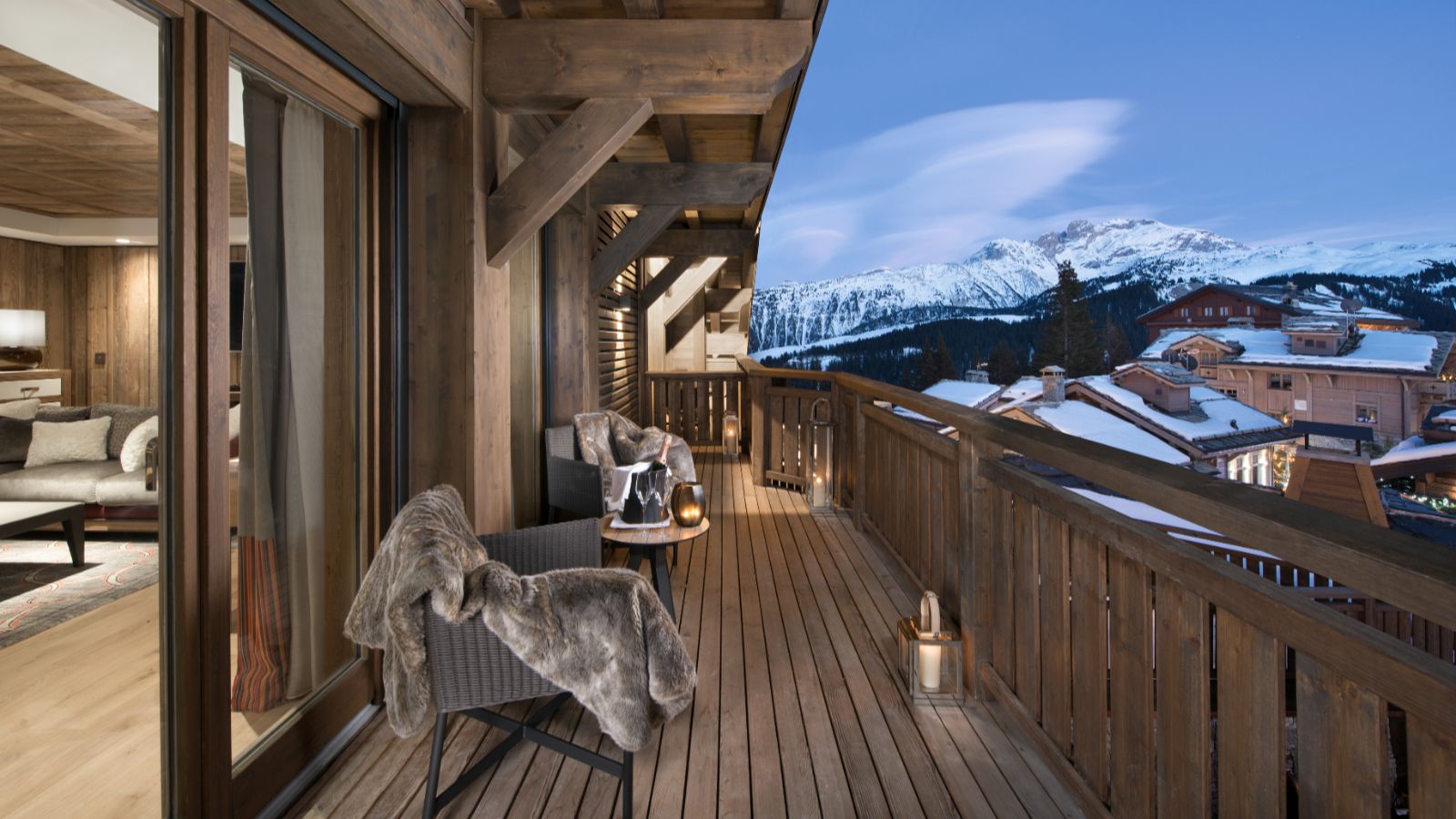 Luxury-ski-FouquetsCourchevel, L'Appartement Les Neiges Balcony.jpg