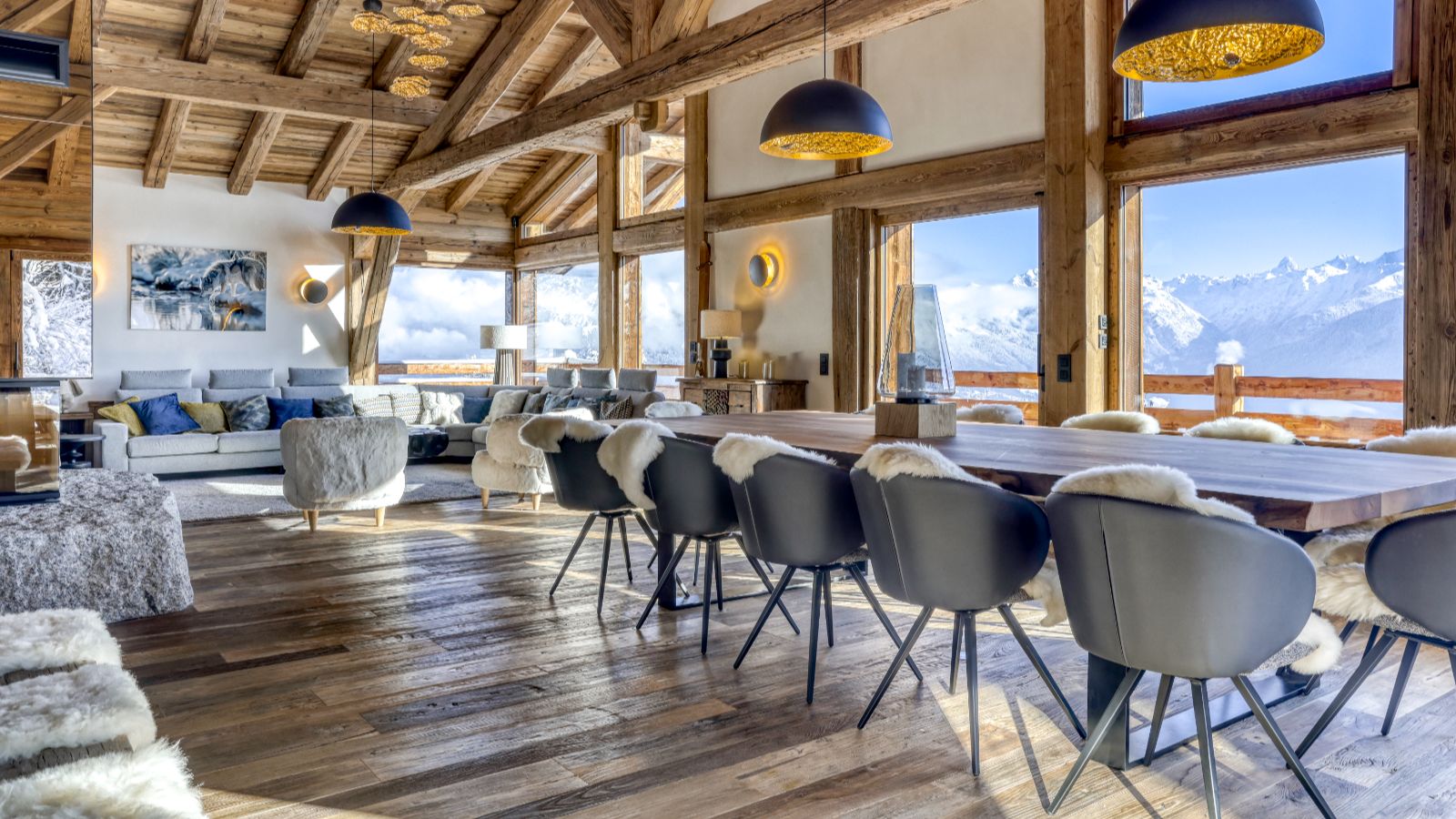 Luxury-Ski-Chalet-Megeve-Chalet-Marianna-Oxford-Ski-Dining3.jpg