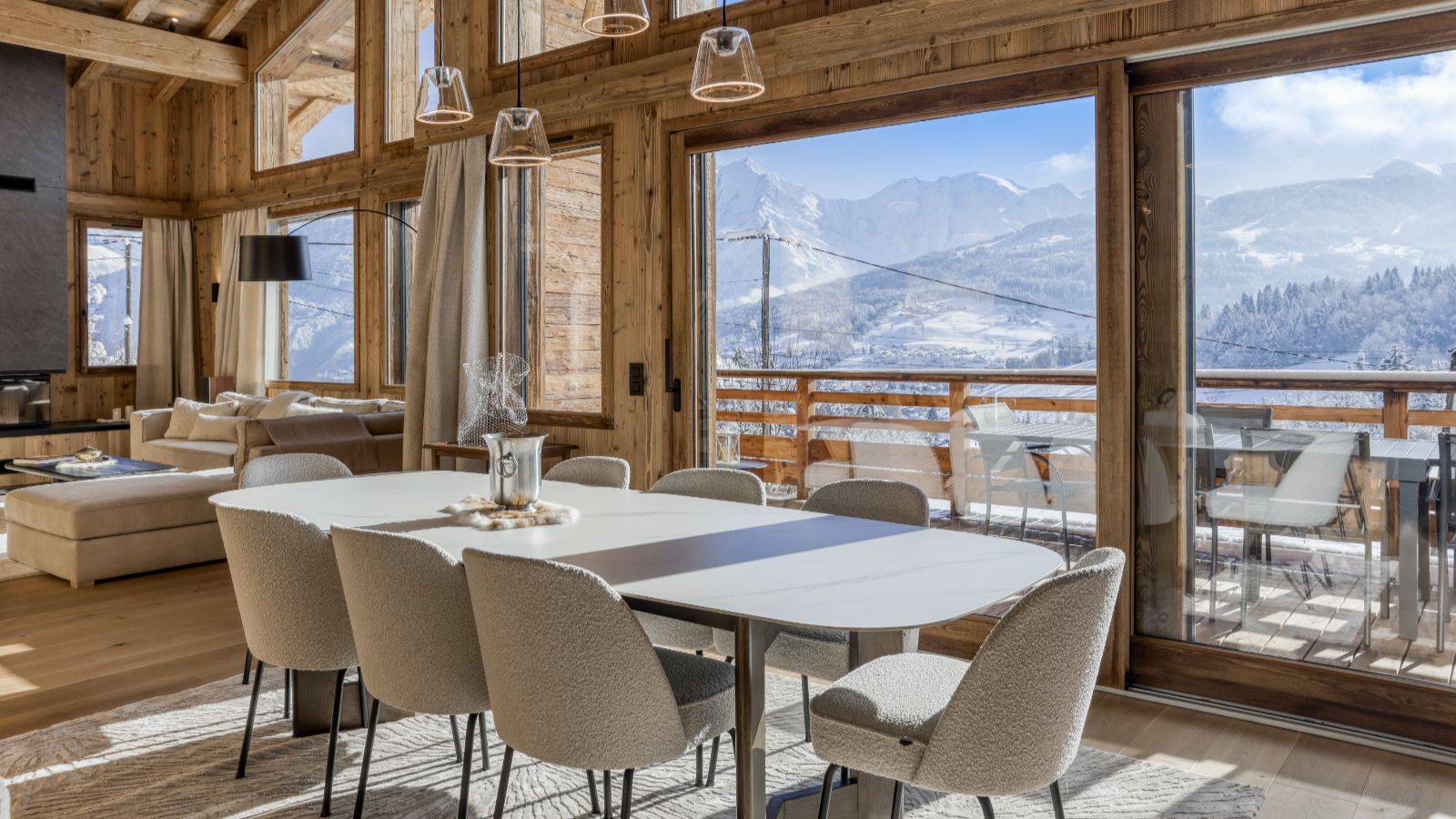 Luxury-Ski-Chalet-Megeve-Chalet-Marianna-Oxford-Ski-Dining4.jpg