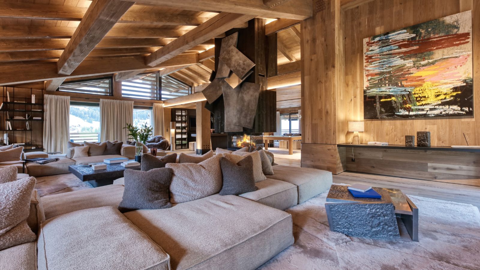 Luxury-ski-chalet-Megeve-Chalet Snow Cat oxford-ski Lounge (3).jpg