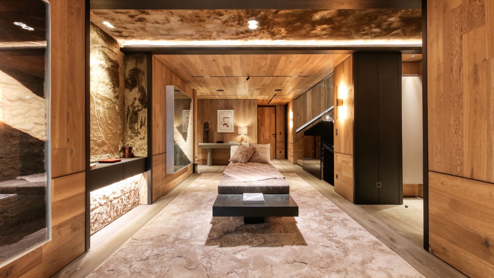 Luxury-ski-chalet-Megeve-Chalet Snow Cat oxford-ski Wellness.jpg