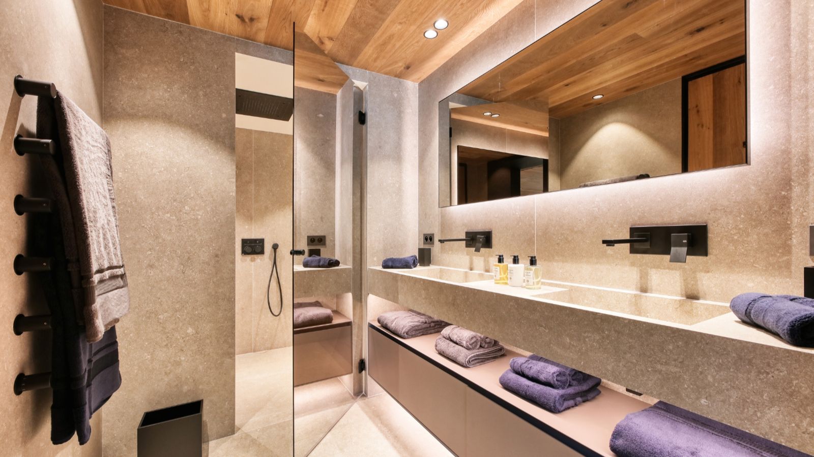 Luxury-ski-chalet-Megeve-Chalet Snow Cat oxford-ski  Bathroom (2).jpg