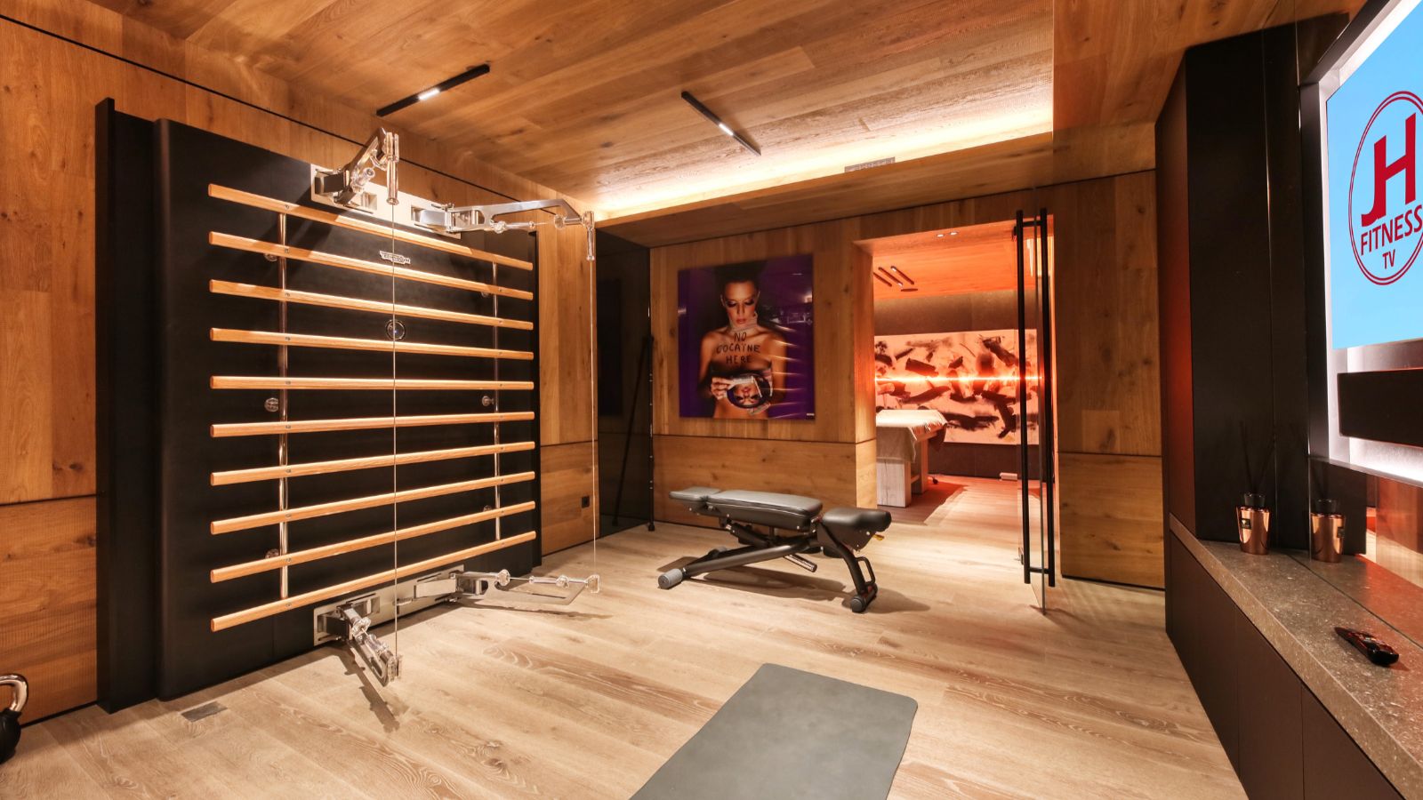 Luxury-ski-chalet-Megeve-Chalet Snow Cat oxford-ski  Gym.jpg