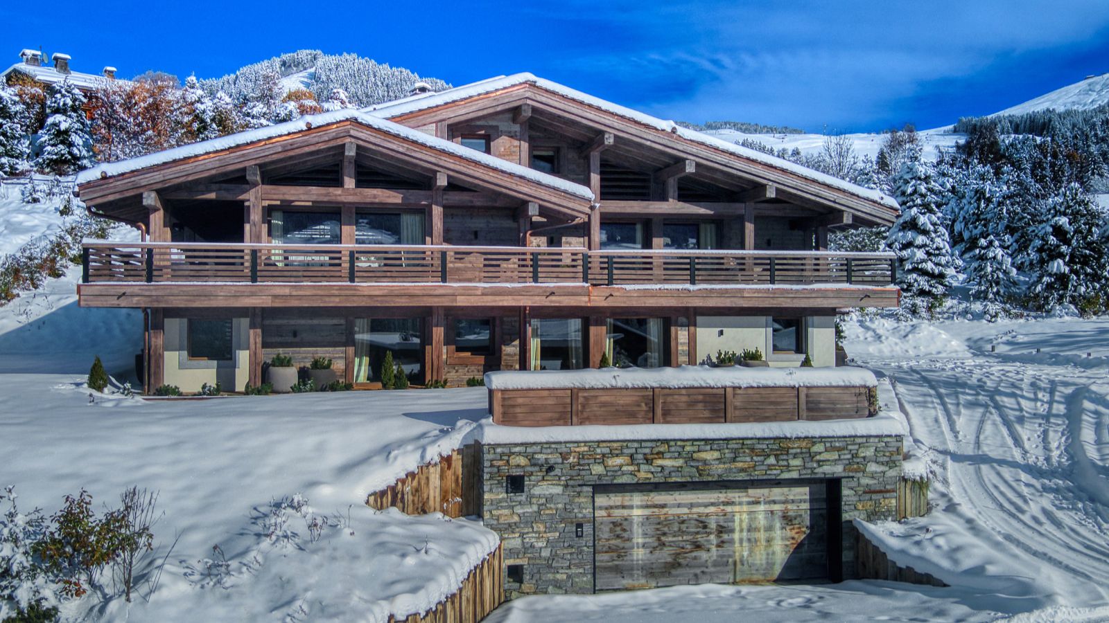 Luxury-ski-chalet-Megeve-Chalet Snow Cat oxford-ski Chalet.jpg