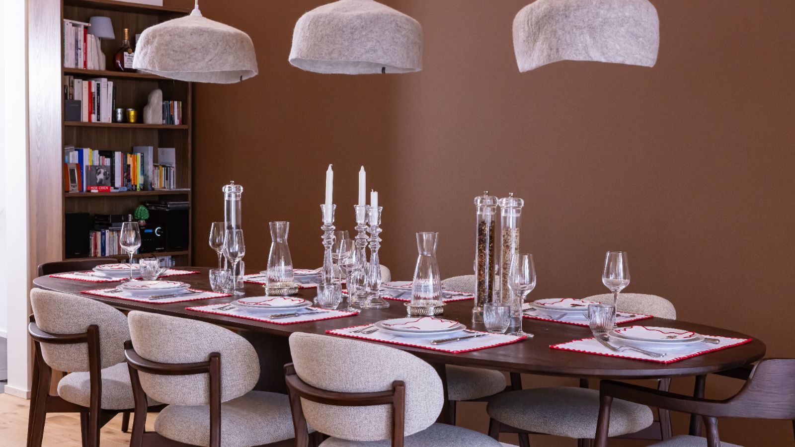 Luxury-ski-chalet-L Tzoumaz lodge -oxford-ski Dining (2).jpg (1)