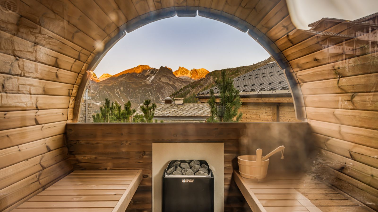 Luxuary Ski -Tignes-Chalet Sneg- Oxford Ski  Sauna (2).jpg