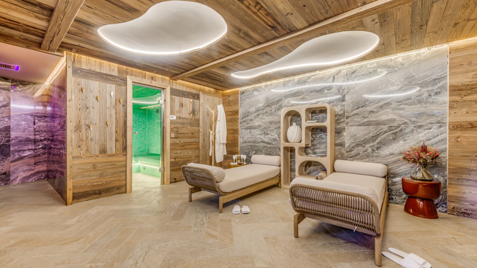 Luxuary Ski -Tignes-Chalet Sneg- Oxford Ski  Wellness (2).jpg