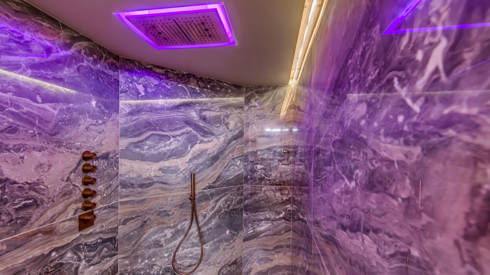 Luxuary Ski -Tignes-Chalet Sneg- Oxford Ski  Wellness (5).jpg