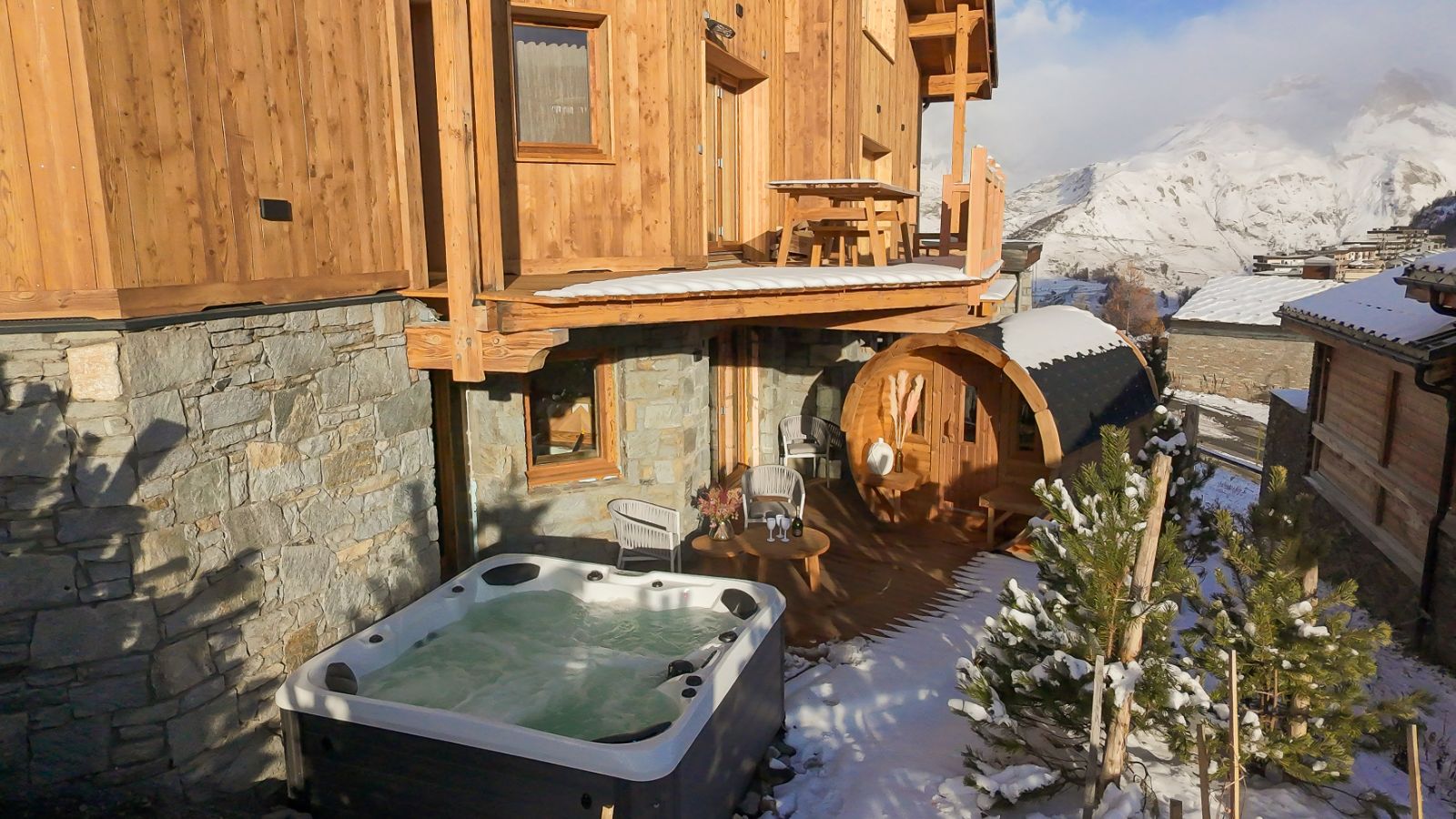 Luxuary Ski -Tignes-Chalet Sneg- Oxford Ski  Chalet (5).jpg