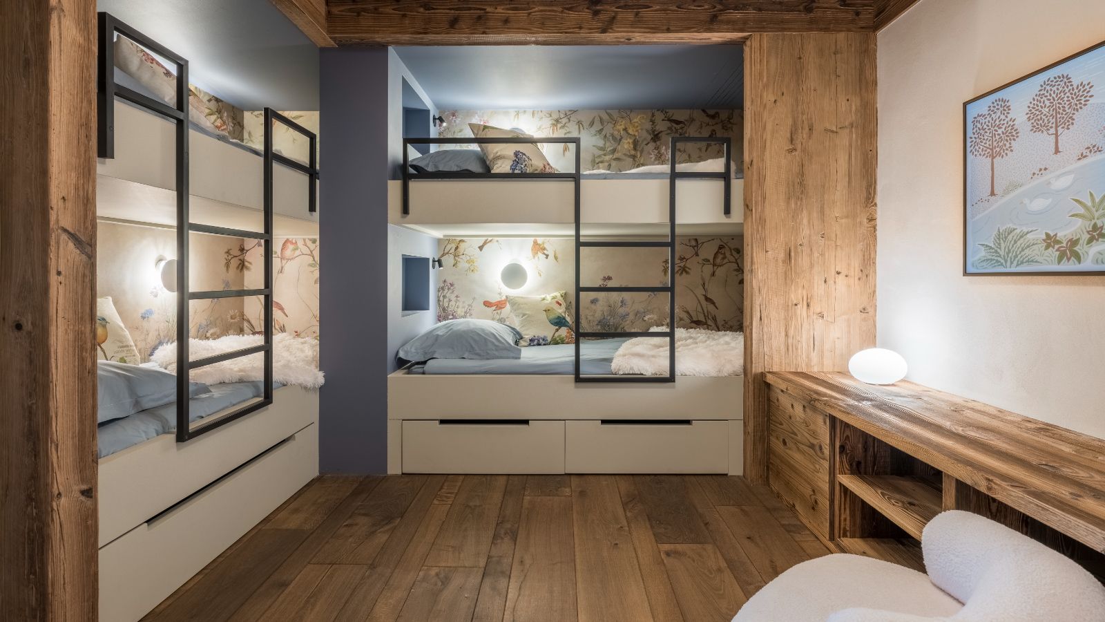 Luxury-Ski-Chalet-Megeve-Chalet-Marianna-Oxford-Ski-Bunk-Bedroom (6).jpg