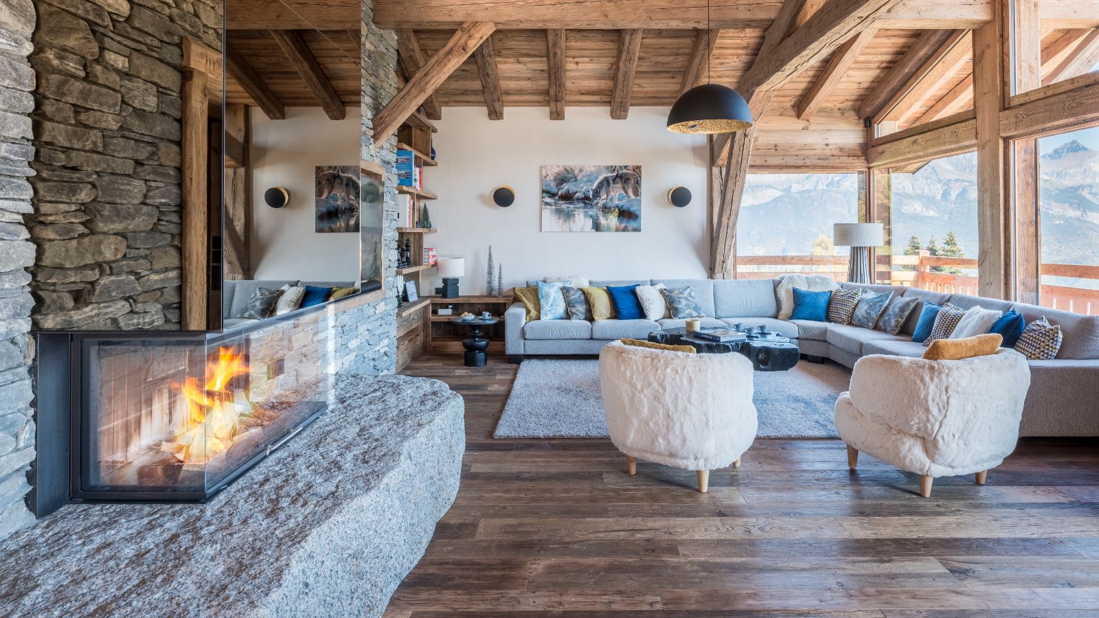 Luxury-Ski-Chalet-Megeve-Chalet-Marianna-Oxford-Ski-Fireplace.jpg