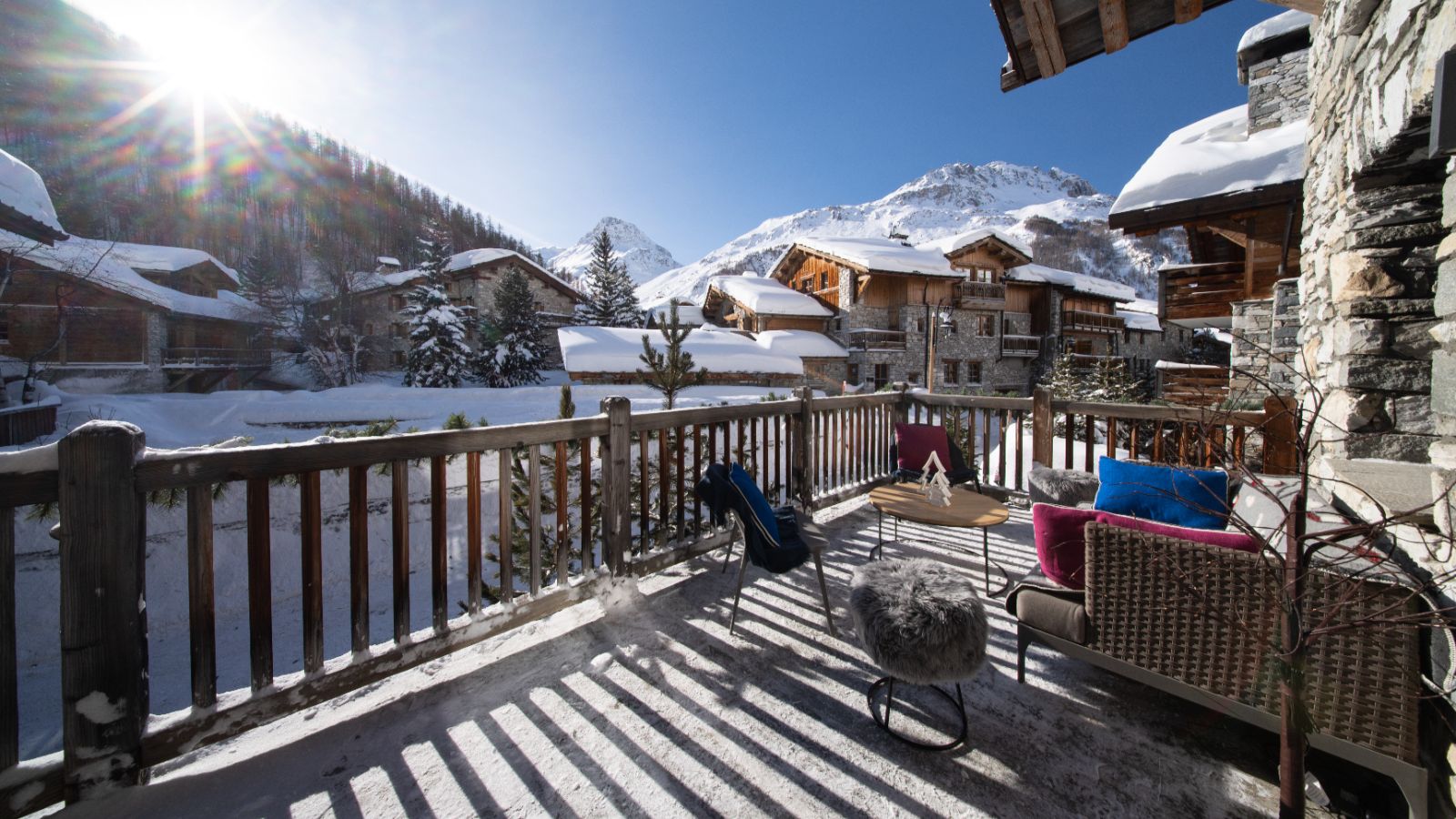 Luxury-ski- chalet-Val d’Isère - Agelus1- Oxford Ski Views.jpg