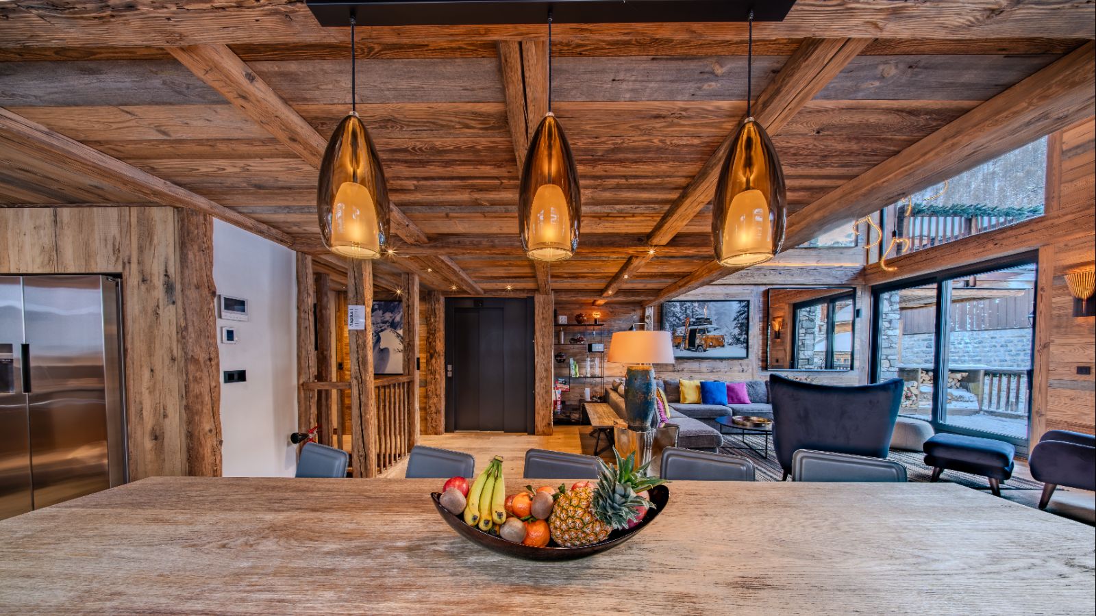 Luxury-ski- chalet-Val d’Isère - Agelus1- Oxford Ski Dining.jpg