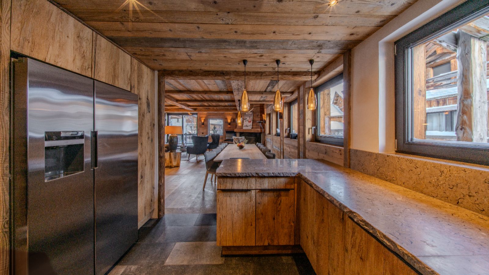Luxury-ski- chalet-Val d’Isère - Agelus1- Oxford Ski Kitchen (4).jpg