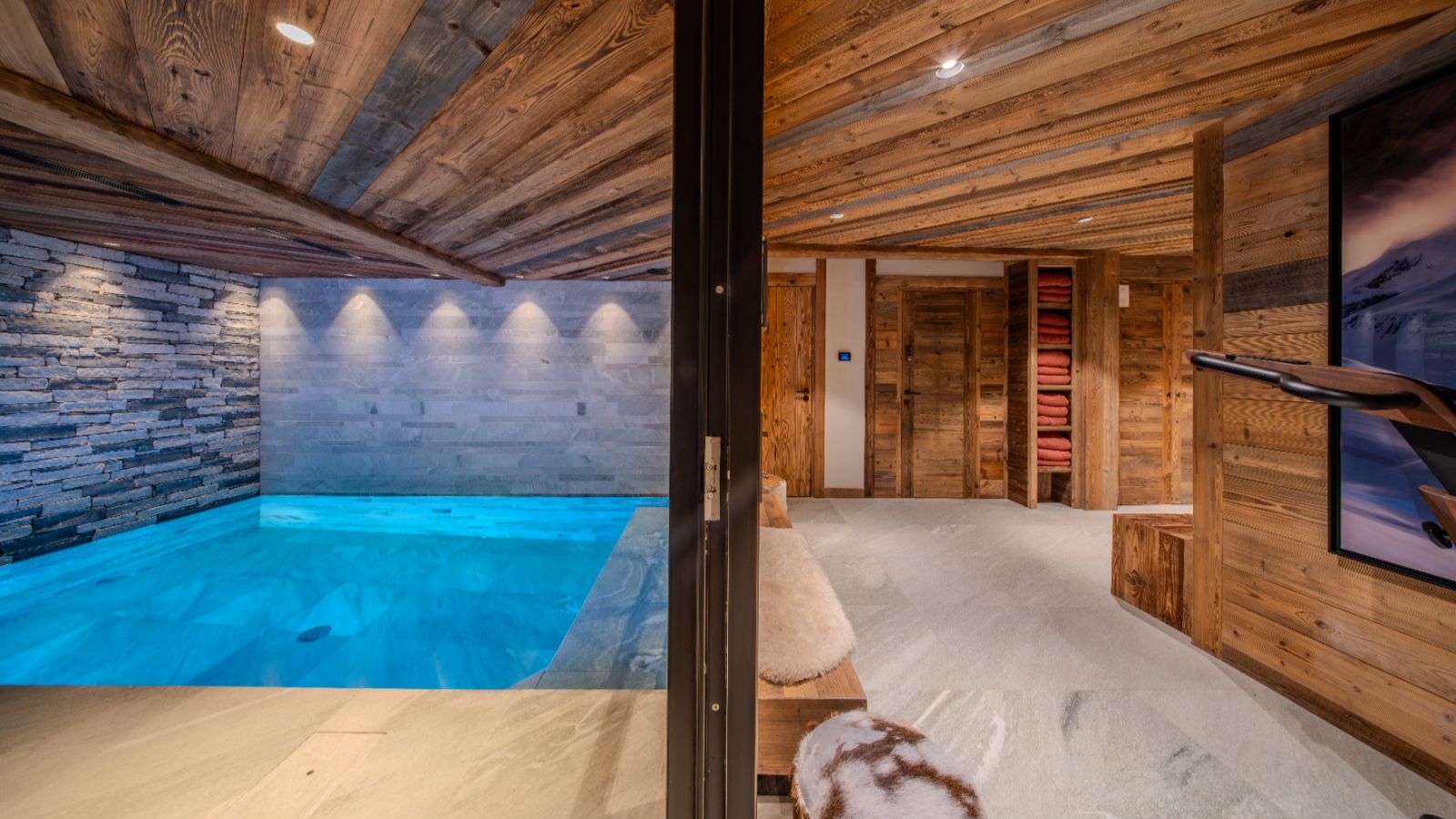 Luxury-Ski- Chalet-Val d'sere-Angelus 1-Oxford Ski Company Pool (4).jpg