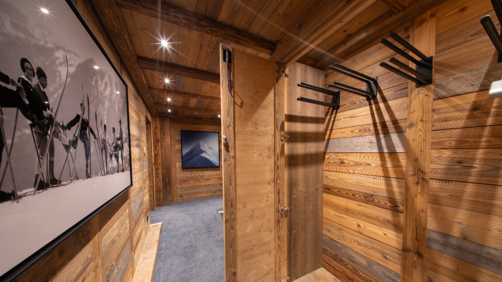 Luxury-Ski- Chalet-Val d'sere-Angelus 1-Oxford Ski Company Ski.jpg
