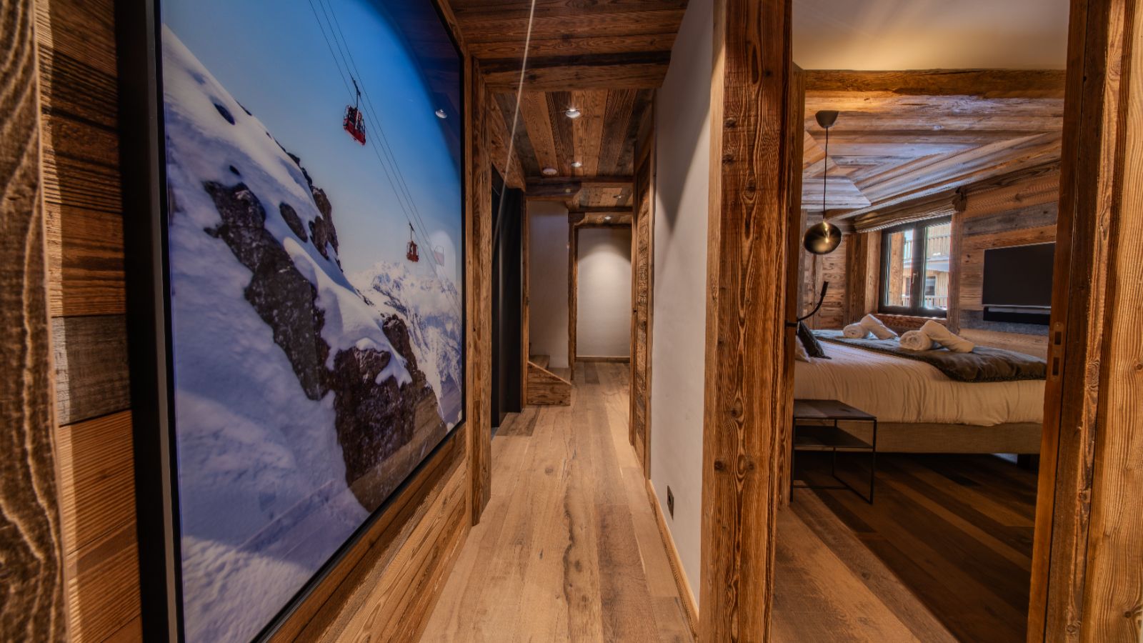 Luxury-Ski- Chalet-Val d'sere-Angelus 1-Oxford Ski Companybedroom.jpg