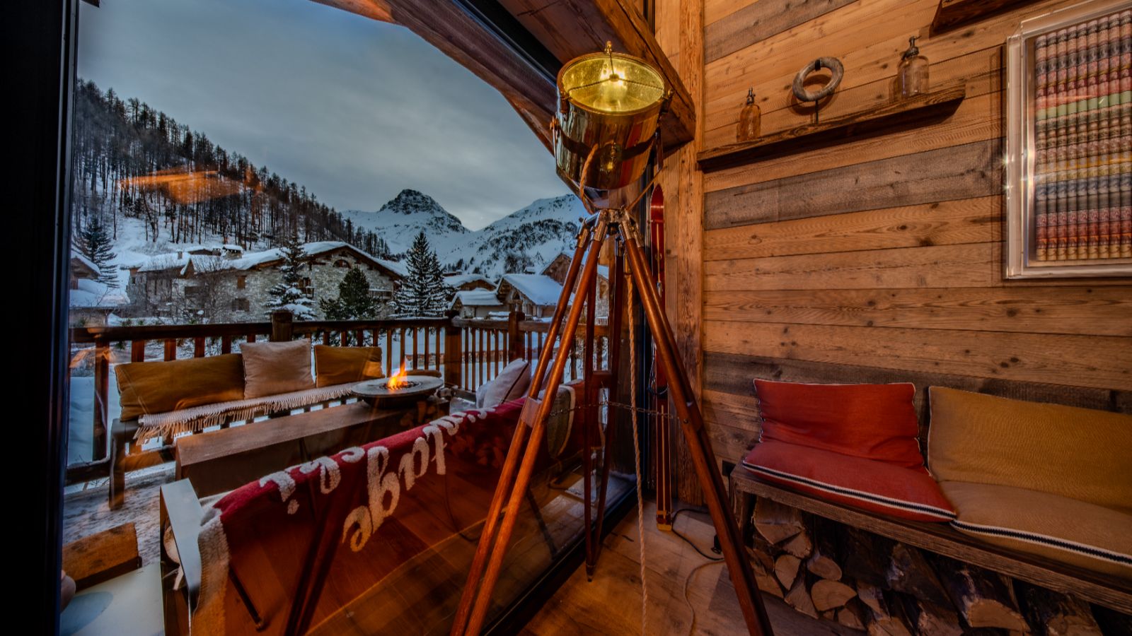 Luxury-Ski- Chalet-Val d'sere-Angelus 1-Oxford Ski Company Balcony (6).jpg