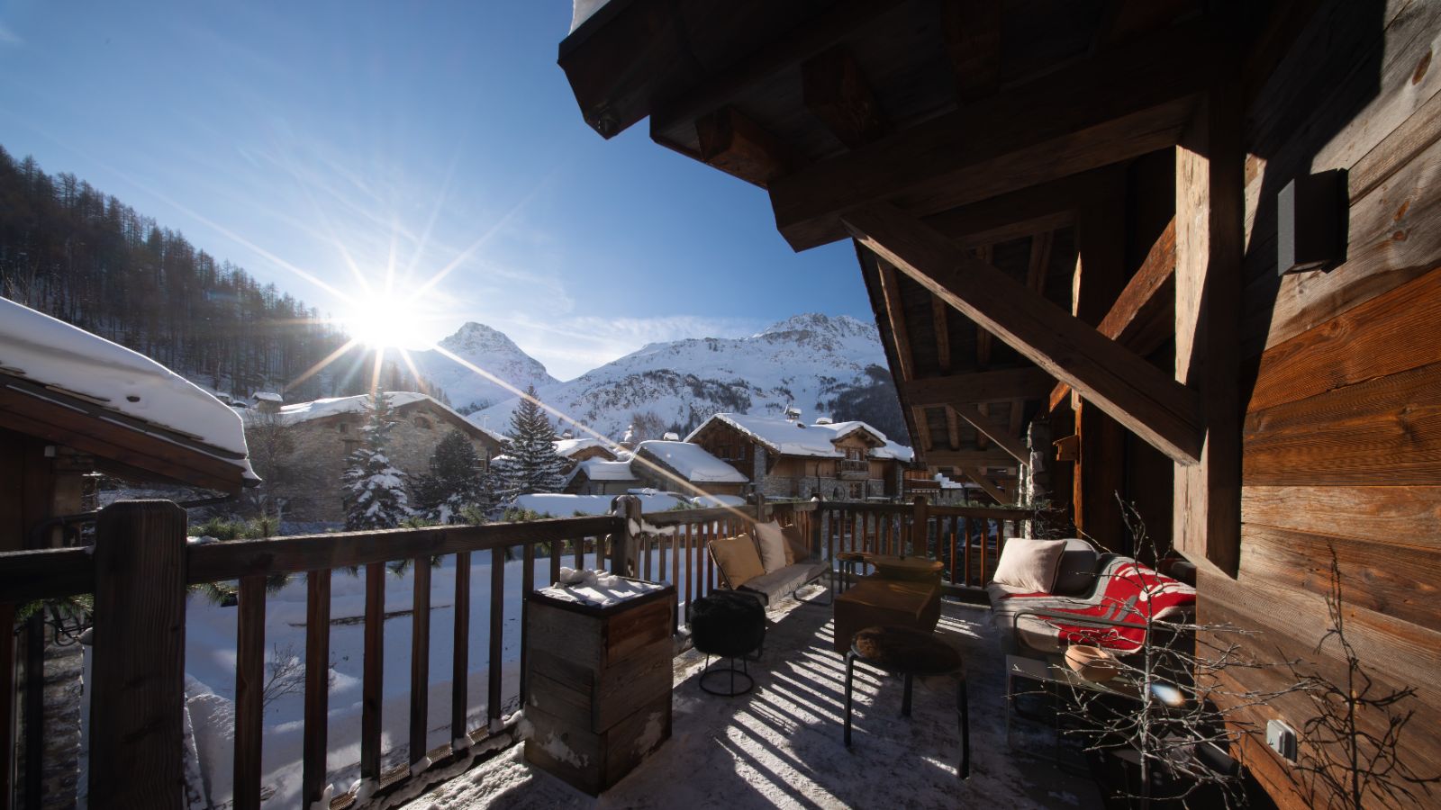 Luxury-Ski- Chalet-Val d'sere-Angelus 1-Oxford Ski Company Balcony.jpg