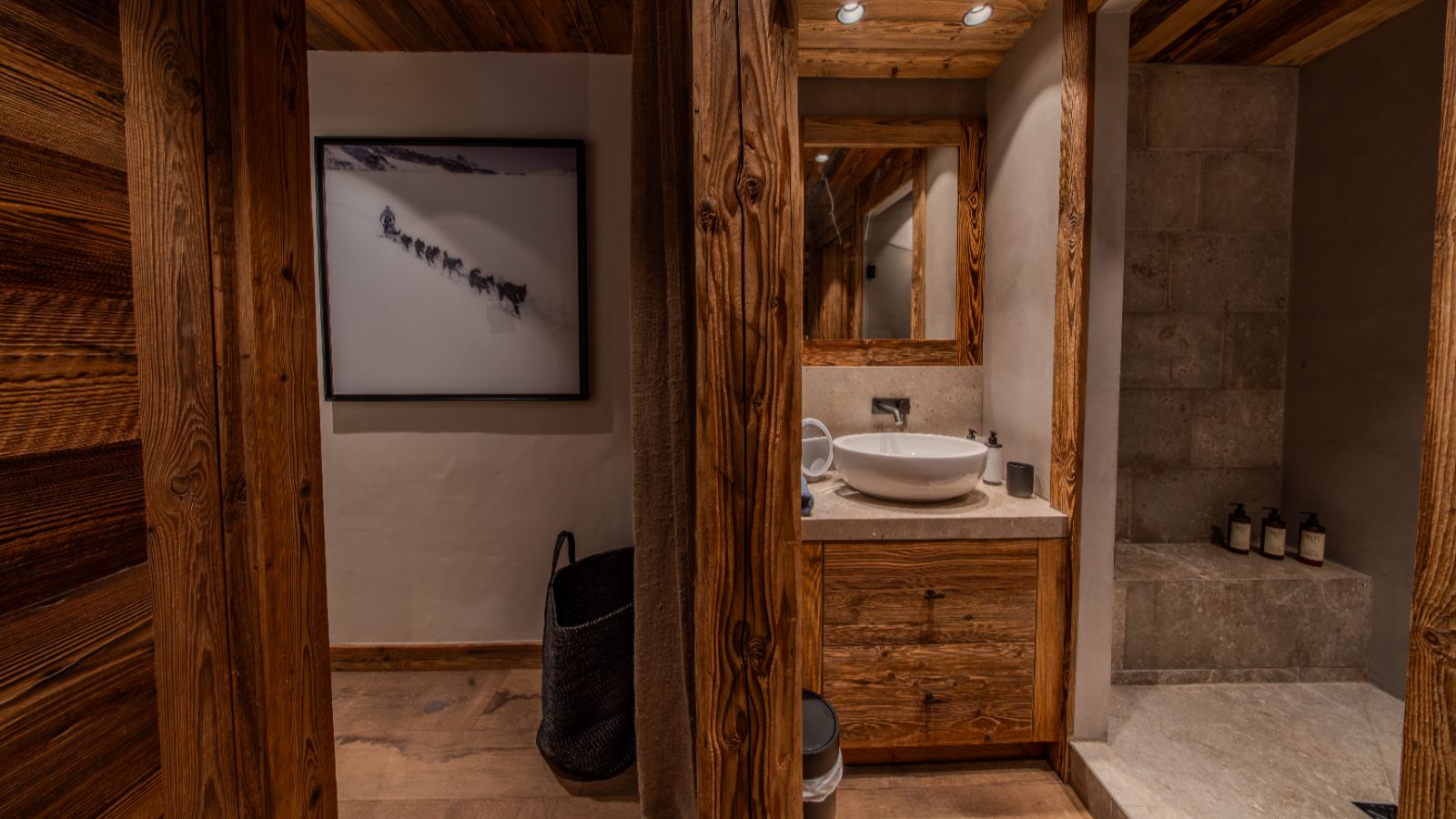 Luxury-Ski- Chalet-Val d'sere-Angelus 1-Oxford Ski Company Bathroom.jpg