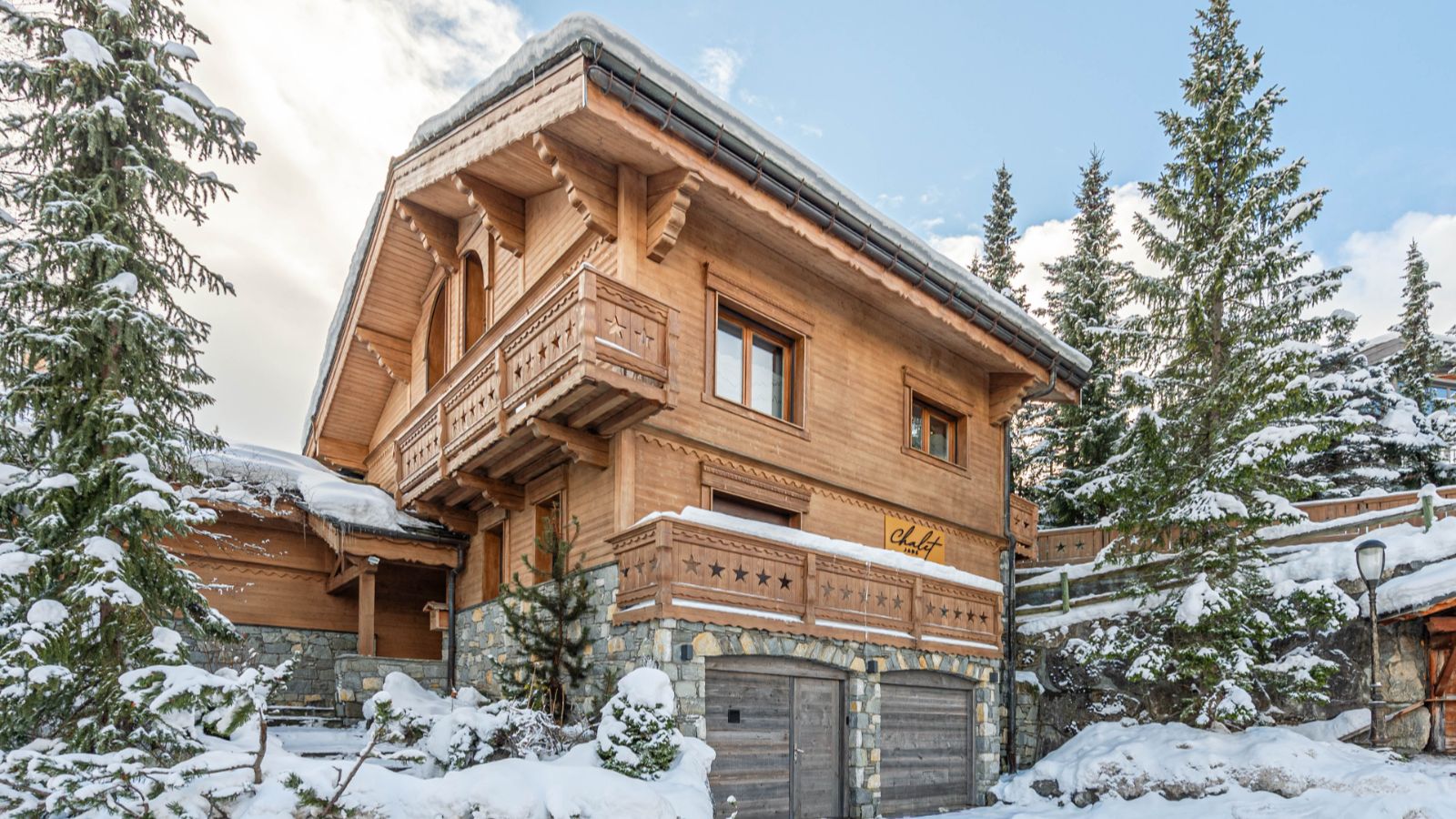 Luxury-Chalet - Courchevel- Chalet Jade- Oxford Ski-Chalet.jpg