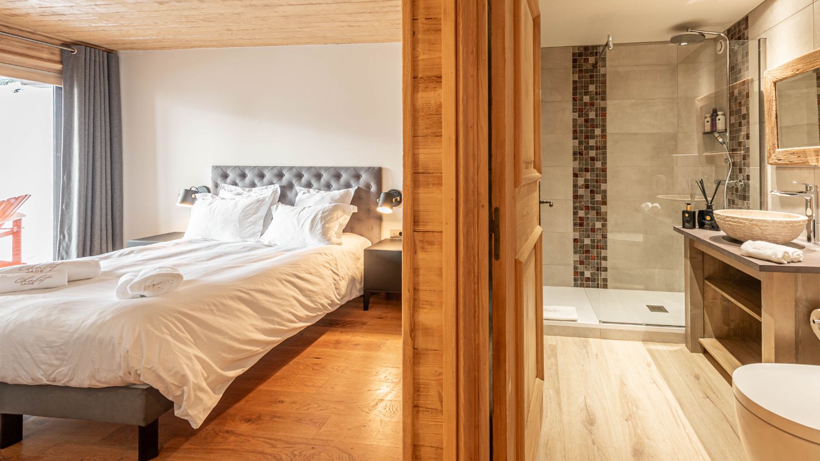 Luxury-Chalet - Courchevel- Chalet Jade- Oxford Ski-Bedroom (2).jpg