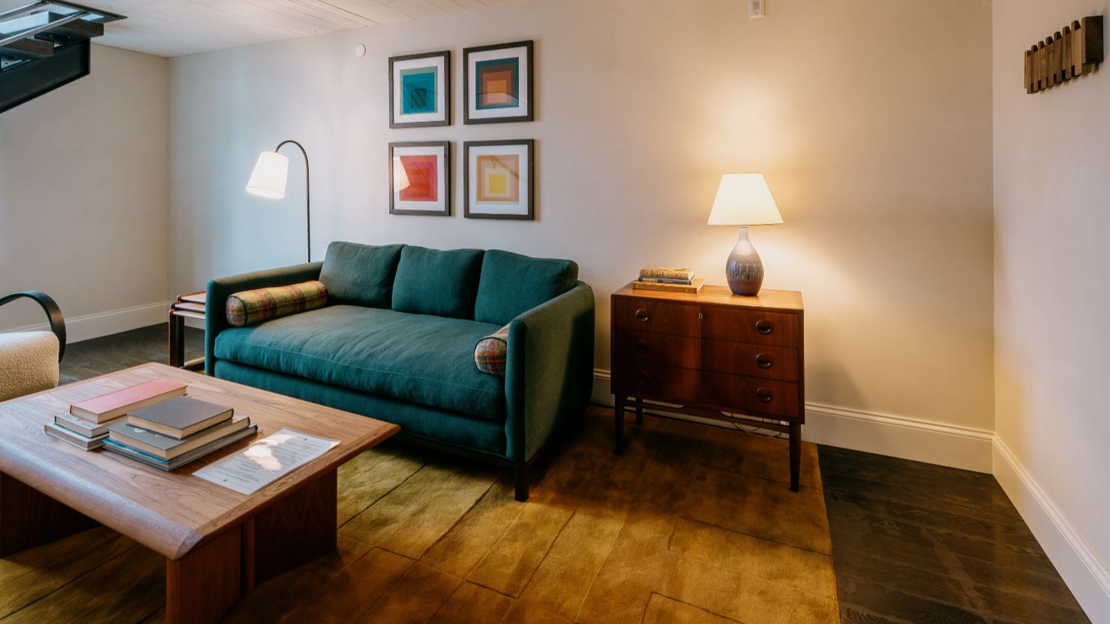 Luxury-Ski-Revelstoke-Revelstoke Lodge - Oxford Ski -Bedroom lounge.jpg