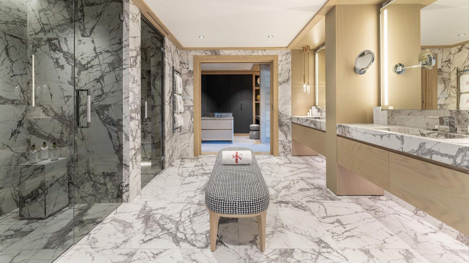 Luxury-Ski-Chalet-Courchevel-1850-K2-Palace-K5-Suite-Oxford-Ski-Bathroom.jpg