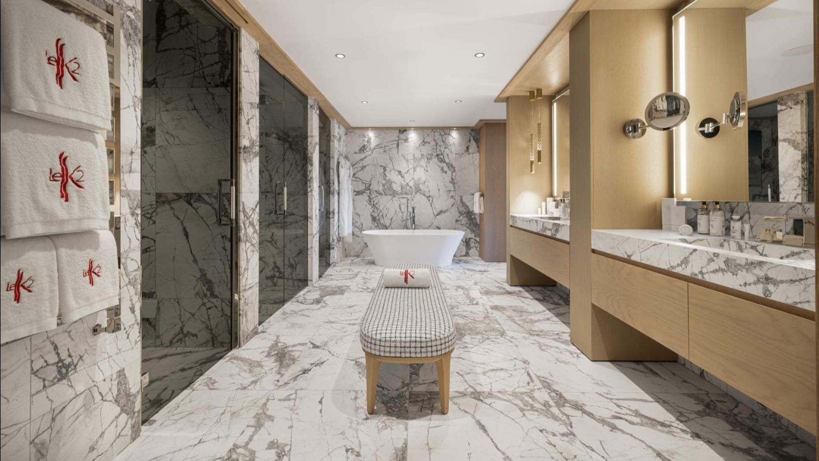 Luxury-Ski-Chalet-Courchevel-1850-K2-Palace-K6-Suite-Oxford-Ski-Bathroom.jpg
