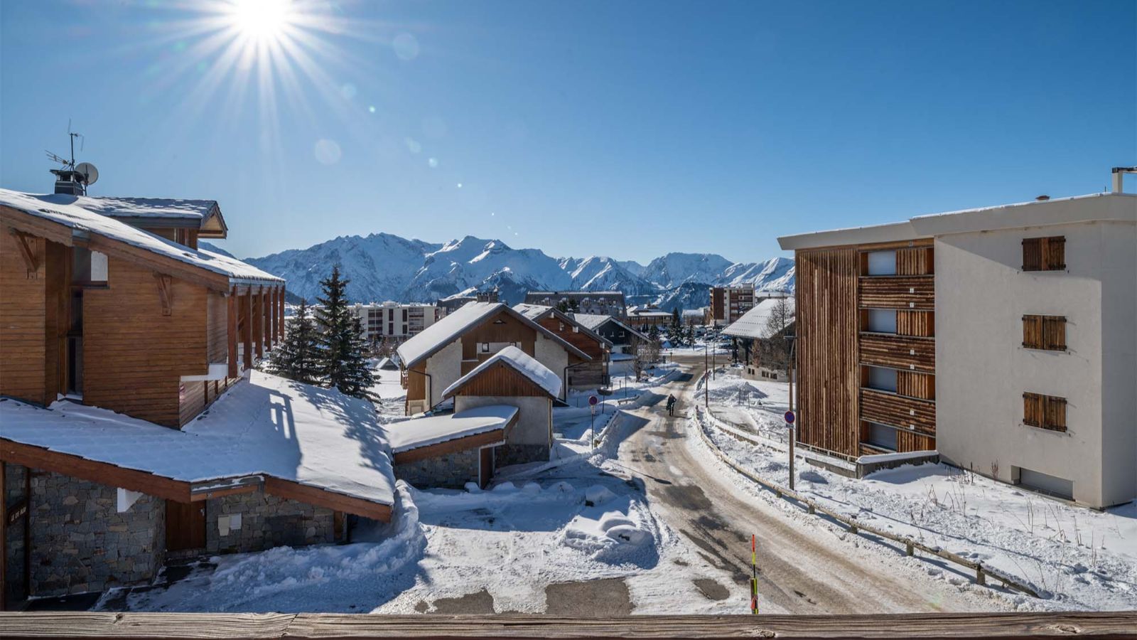 Luxury-Ski- Alped'Huez-ChaletLeManoir-Oxford Ski Company- View (2).jpg