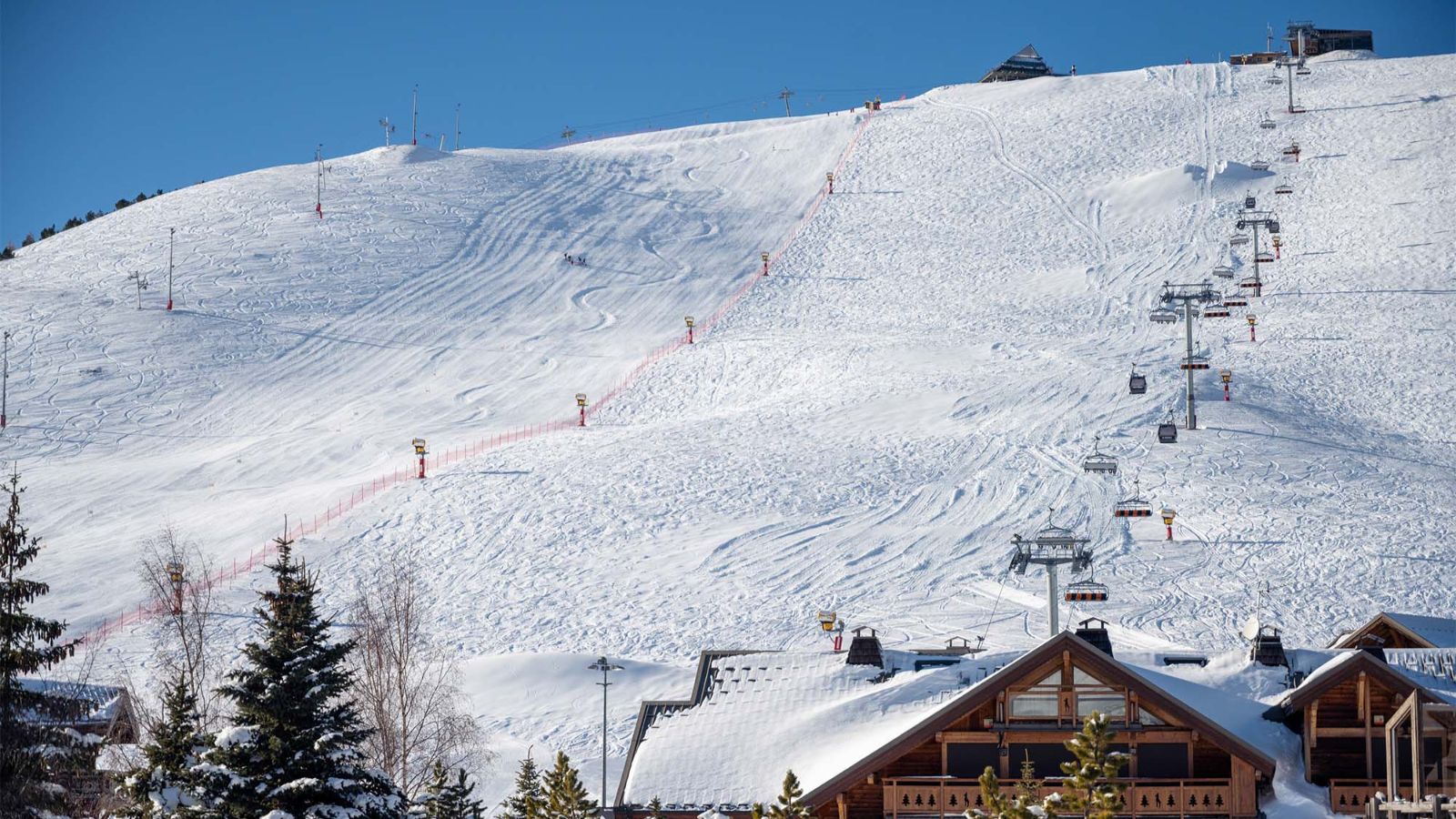 Luxury-Ski-Chalet-Alpe d'Huez-Chalet La Chapelle-Oxford Ski Company - View.jpg