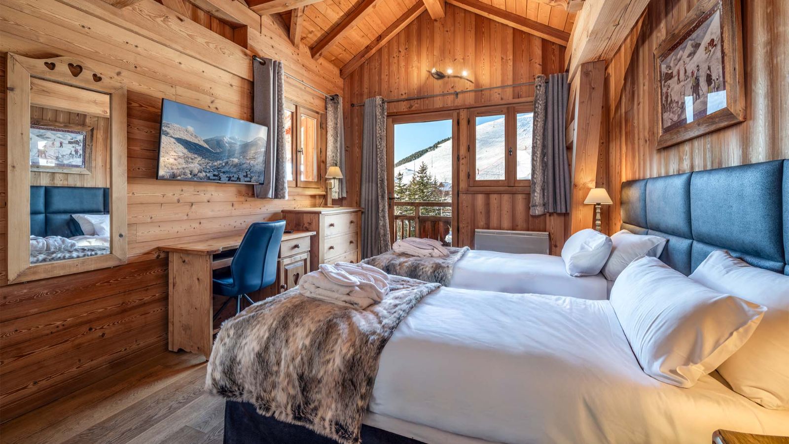 Luxury-Ski-Chalet-Alpe d'Huez-Chalet La Chapelle-Oxford Ski Company Bedroom.jpg