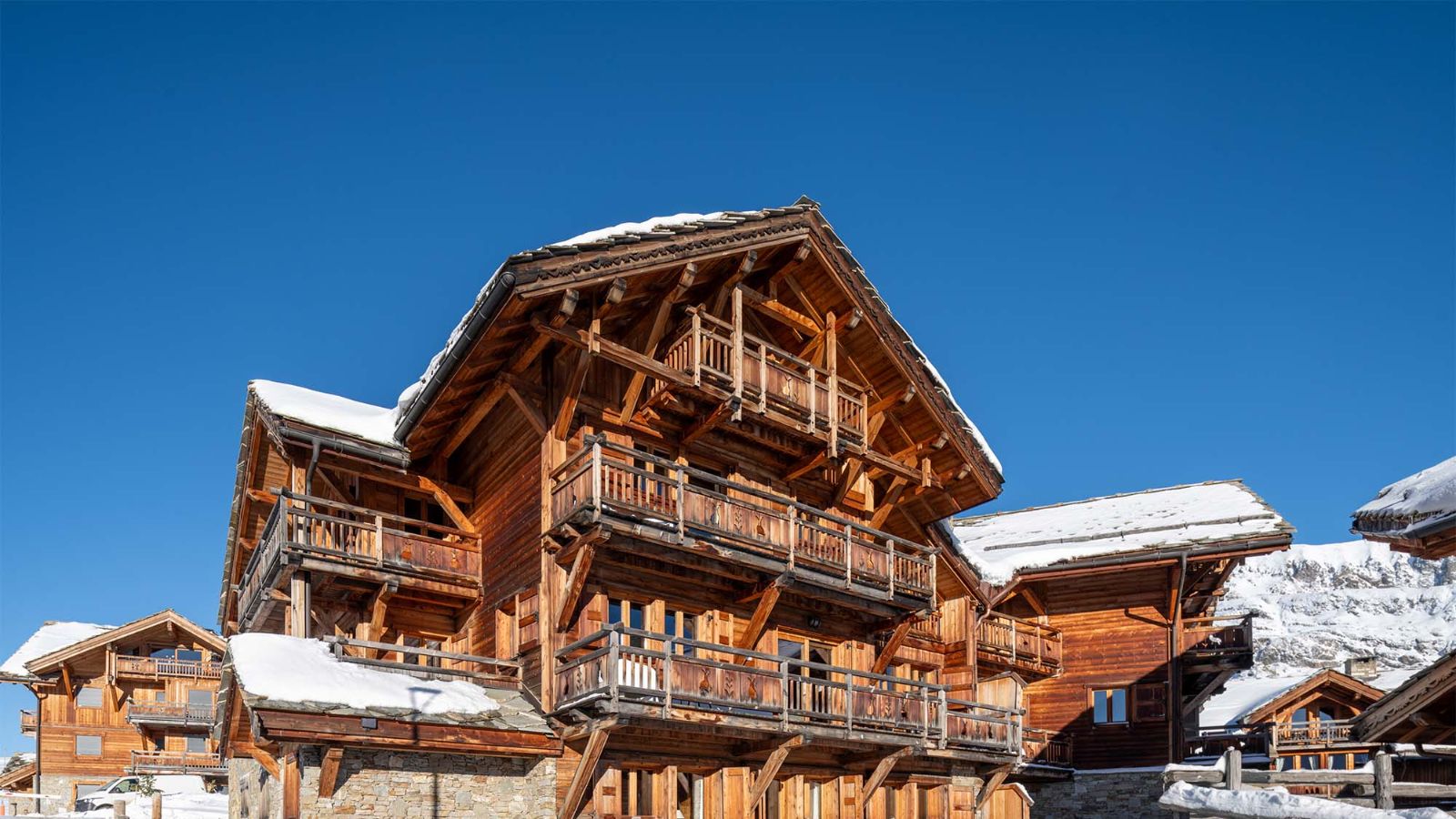 Luxury-Ski-Chalet-Alpe d'Huez-Chalet La Chapelle-Oxford Ski Company-Chalet.jpg