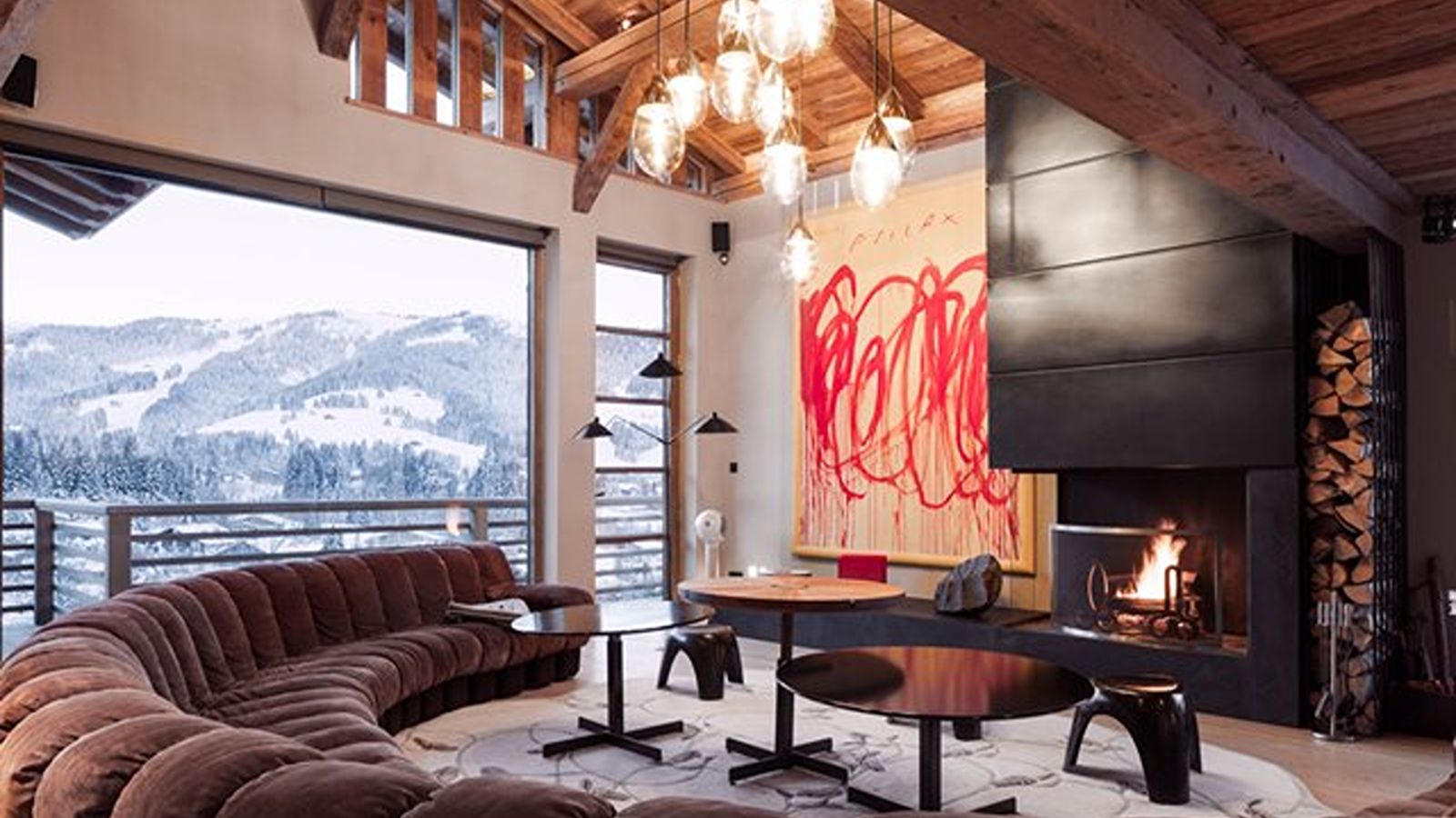 Luxury-Chalet-Megeve-Chalet-Isabella-Oxford-Ski-Company-Lounge (4).jpg
