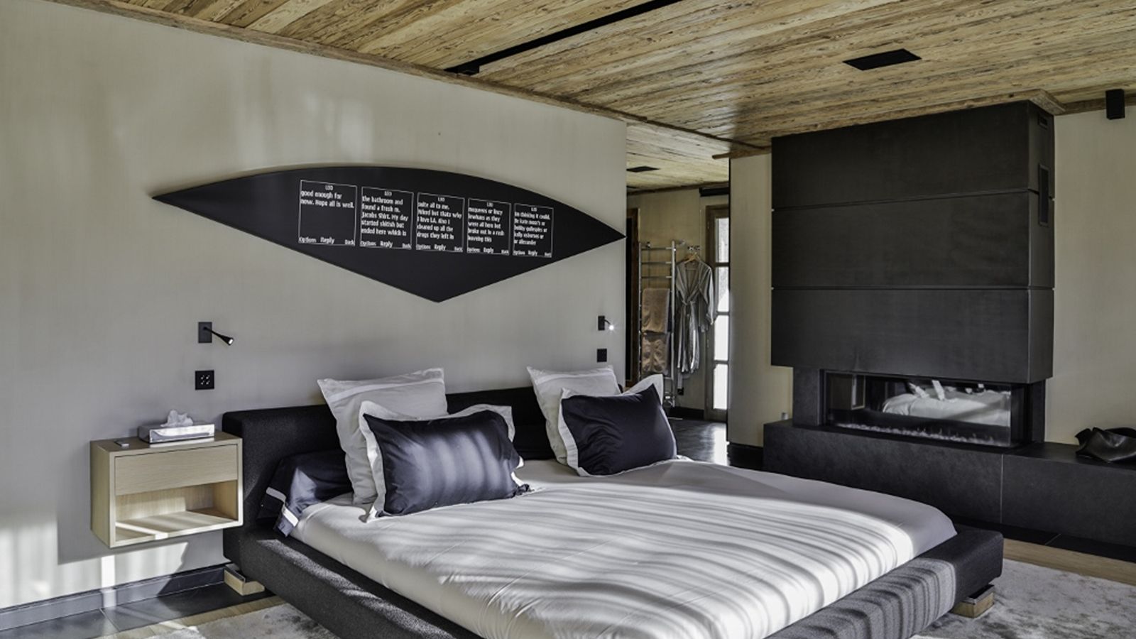 Luxury-Chalet-Megeve-Chalet-Isabella-Oxford-Ski-Company- Bedroom.jpg