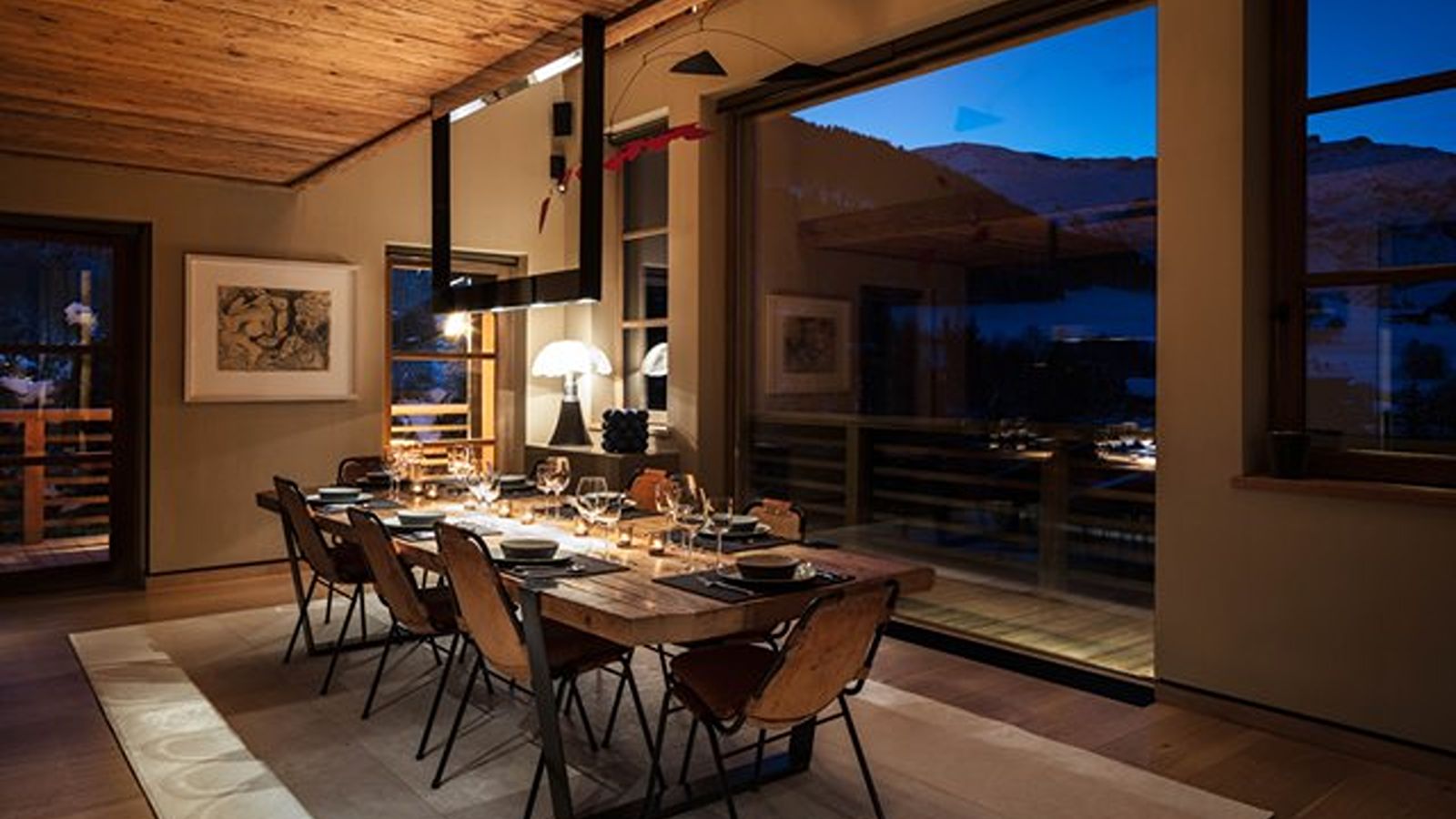 Luxury-Chalet-Megeve-Chalet-Isabella-Oxford-Ski-Company-Dining.jpg