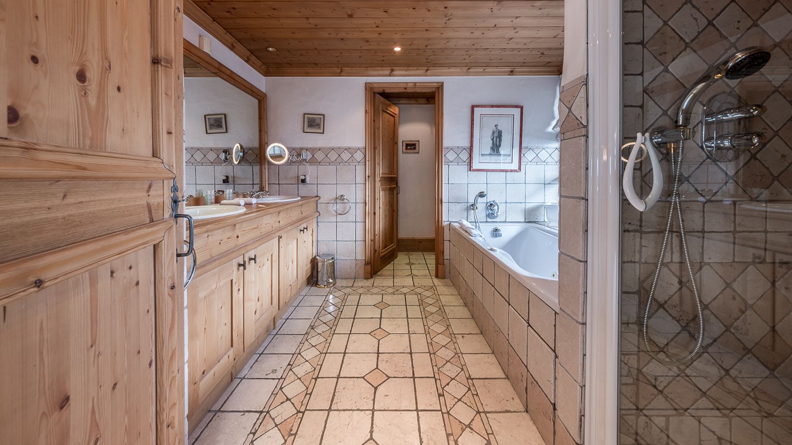 Luxury-Ski-Chalet-Courcheval-Chalet Pistache-Bathroom1.jpg