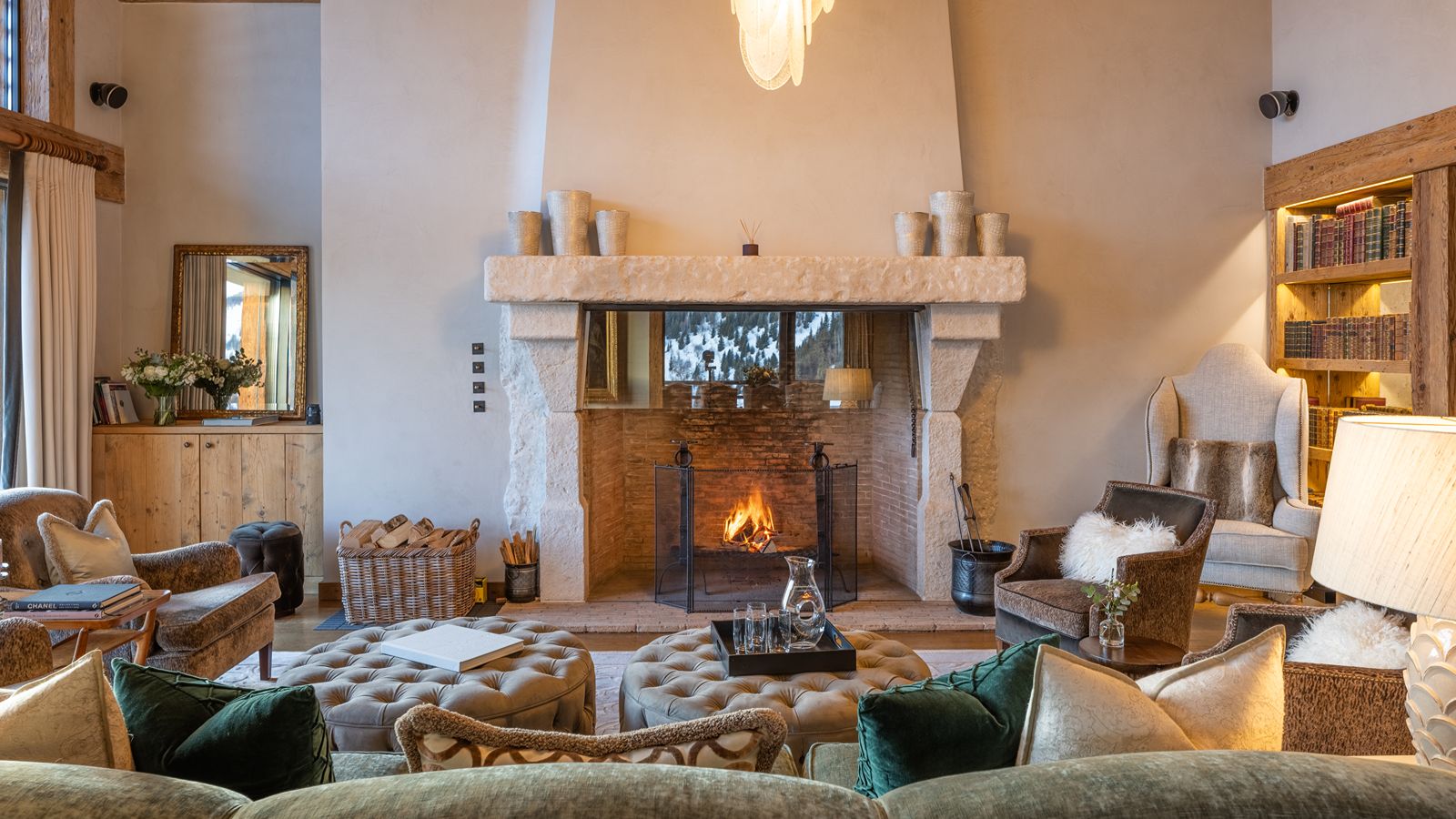 Luxury-Chalet-Verbier-Chalet Norte-OxfordSkiCompany-Fireplace.jpg